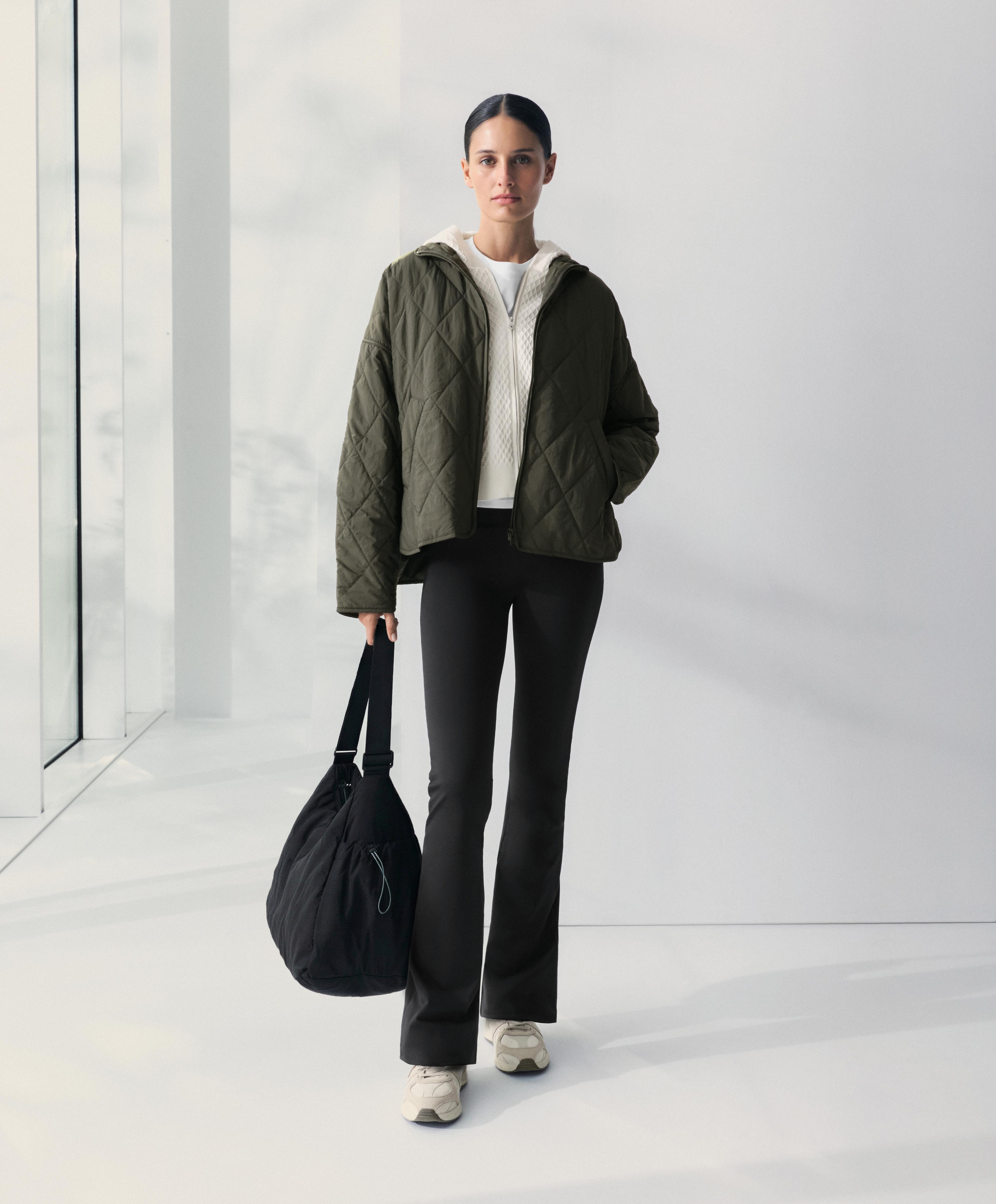 Shopper bag with side pockets