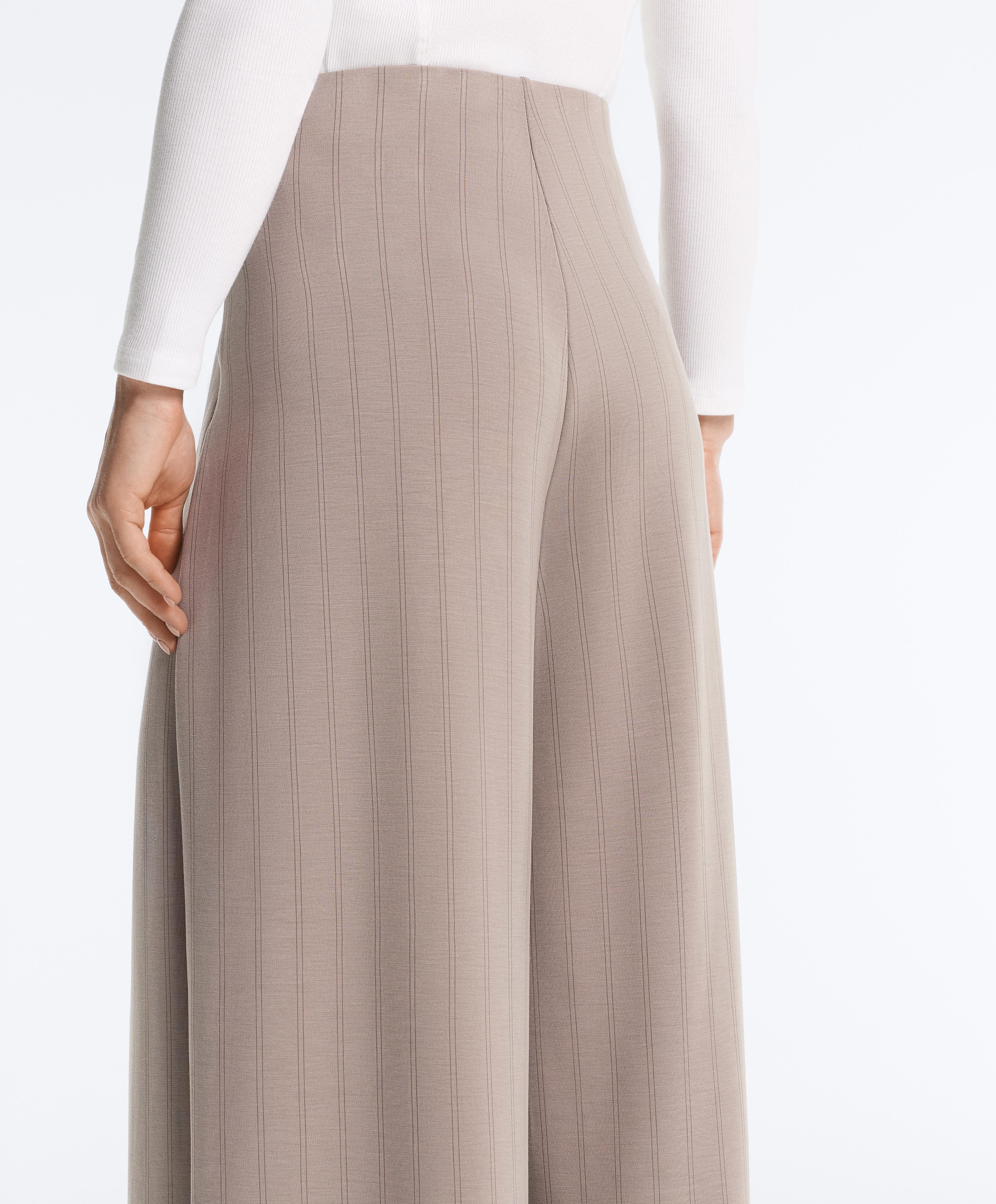 Широкие полосатые брюки из мягкой ткани с модалом