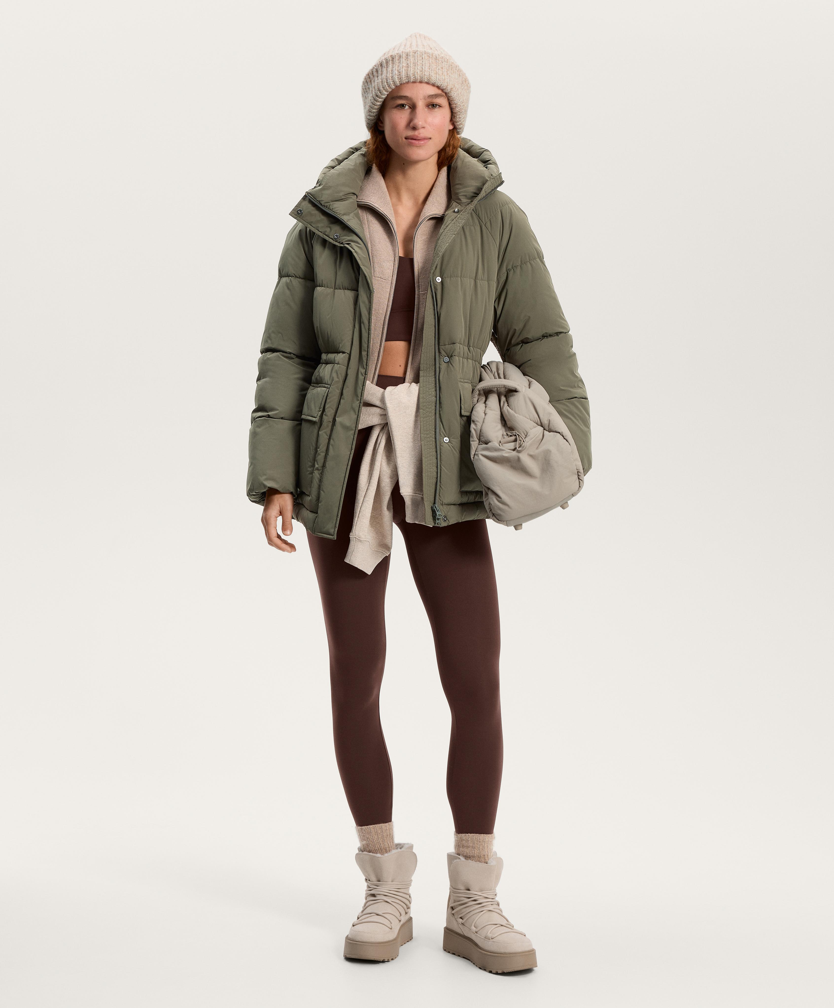 Comfortlux medium support sports bra with cups