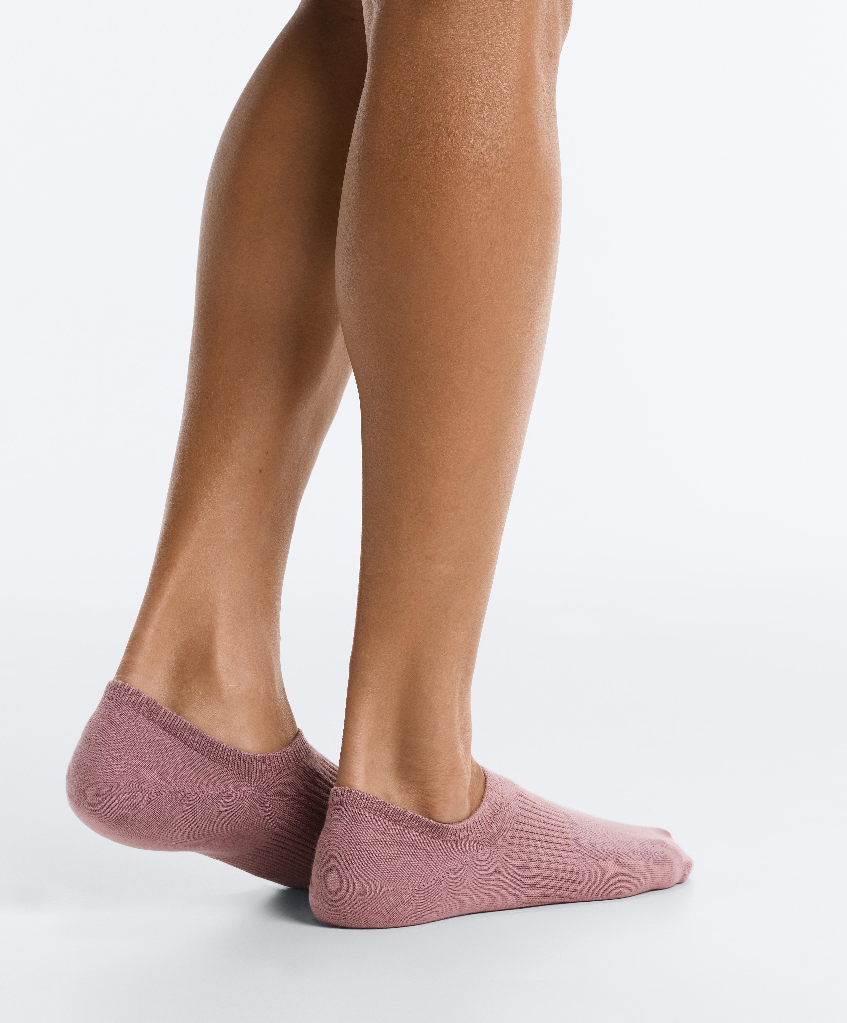 3 pairs of high-cut cotton blend invisible sports socks — PALE MINK