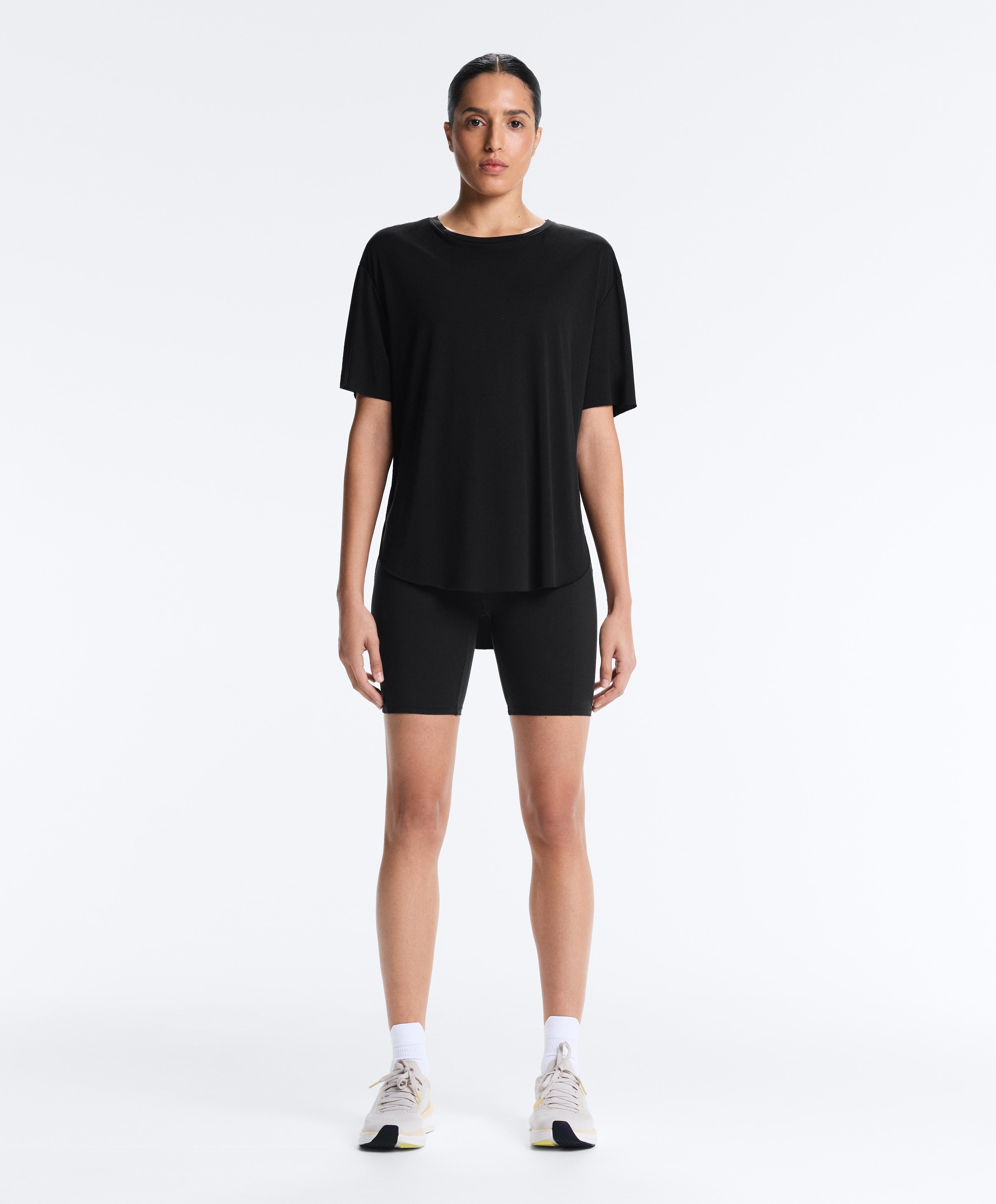 Modal blend short-sleeved T-shirt with rounded back hem — BLACK