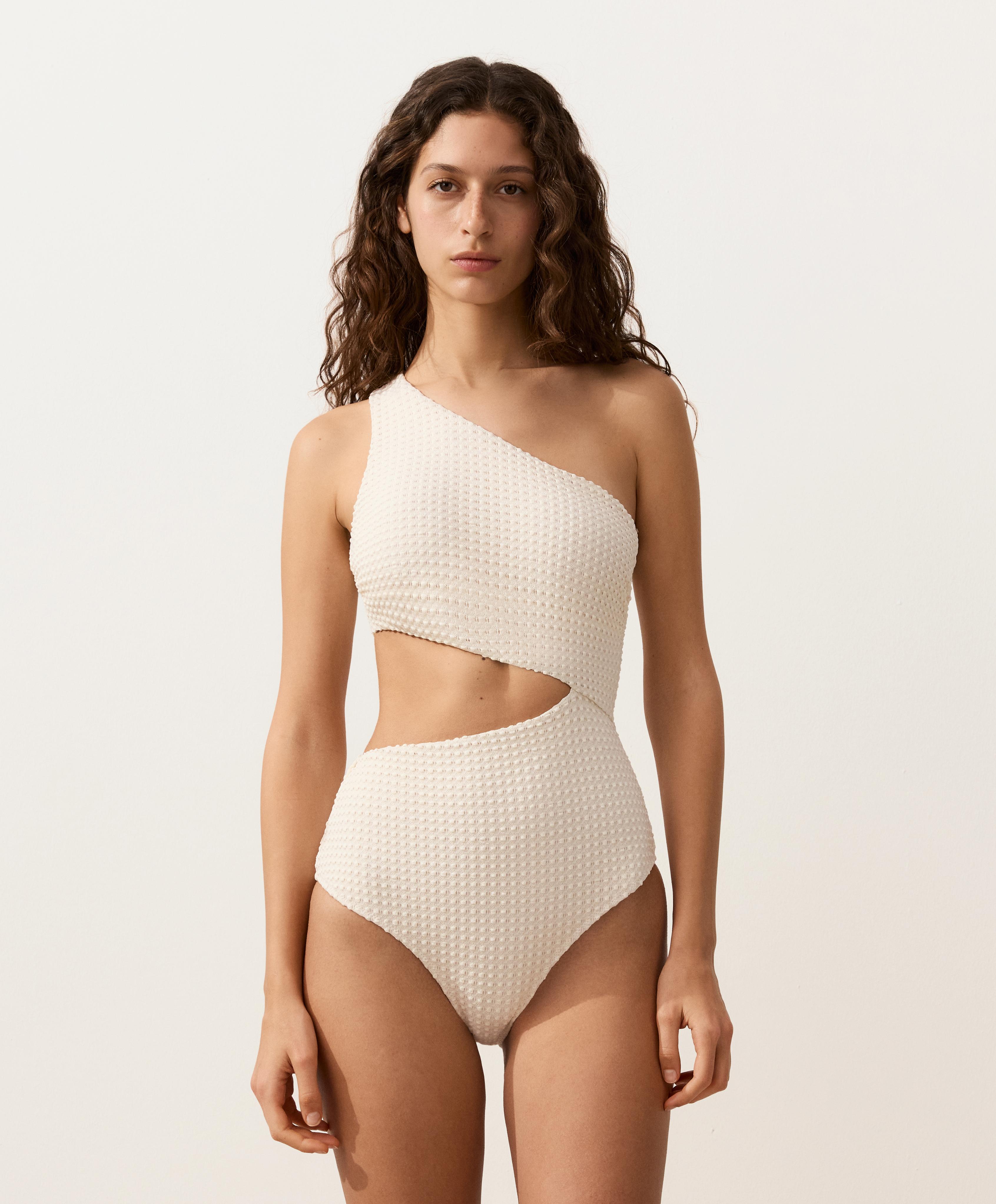 Bubble crochet asymmetric trikini — ECRU