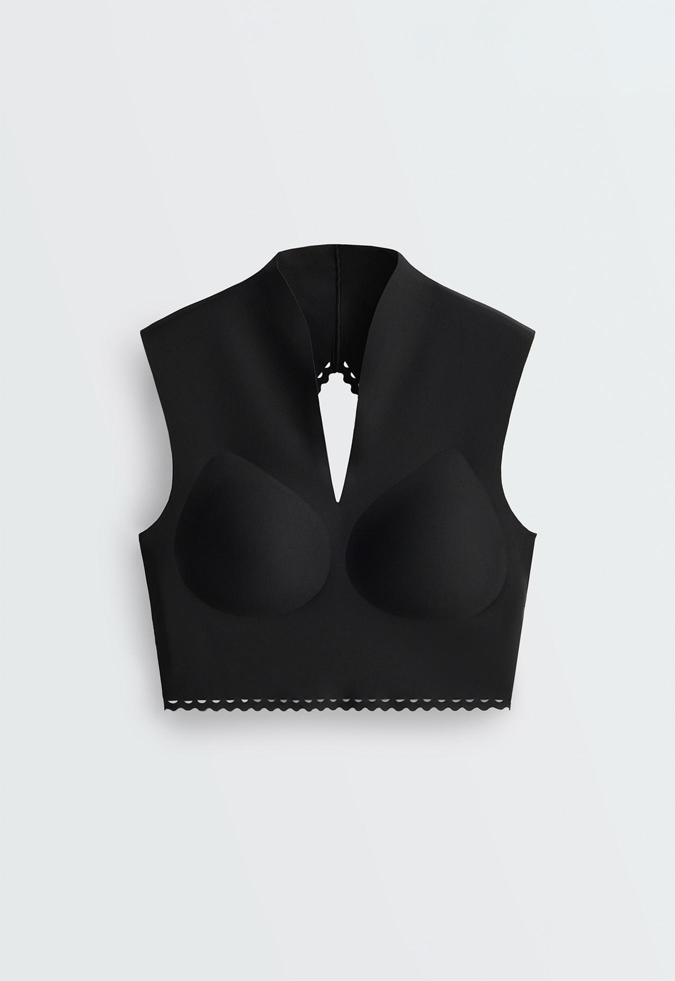 Perfect-adapt wave-detail tank top — BLACK