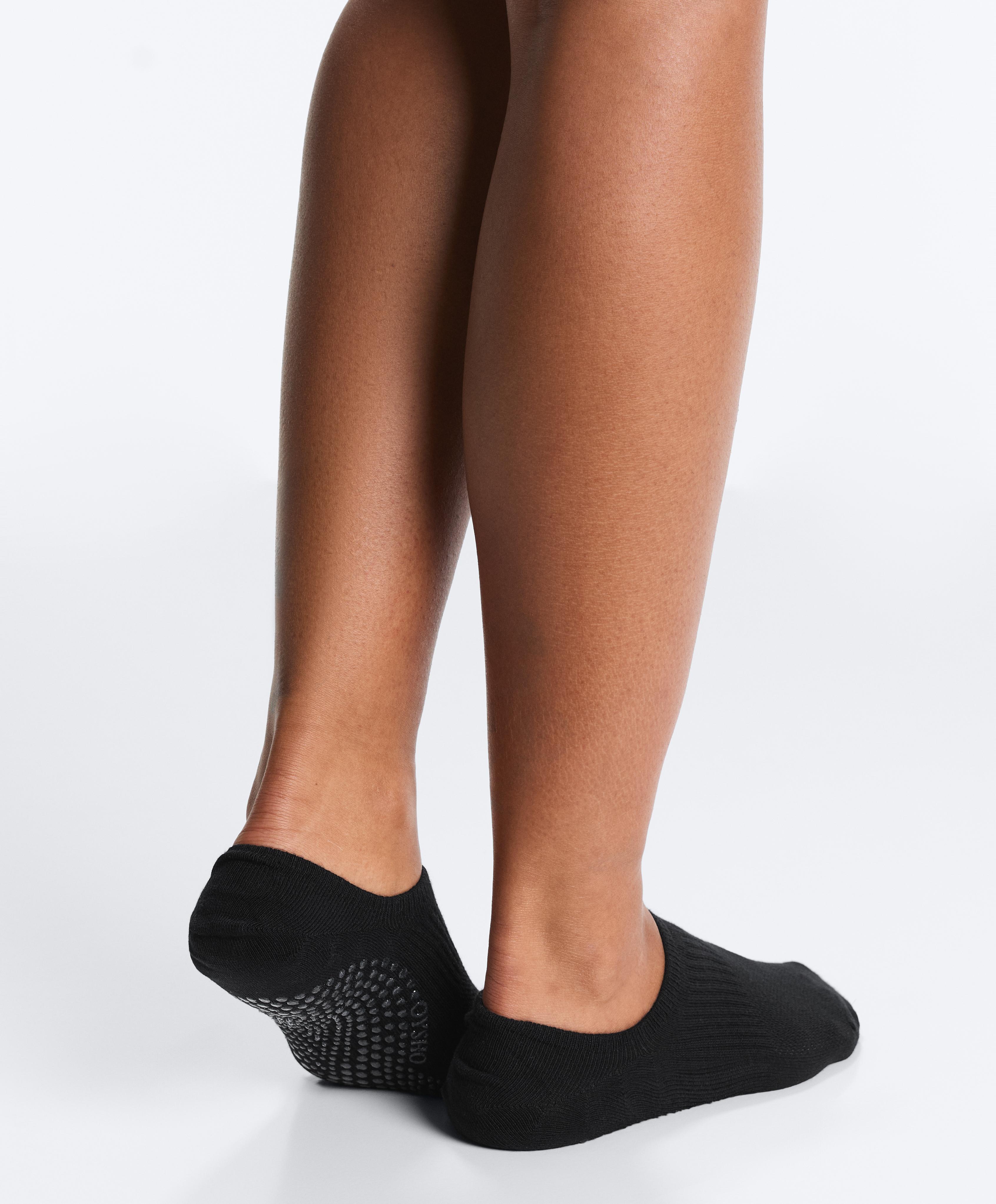 2 pairs of cotton blend yoga and Pilates socks — BLACK