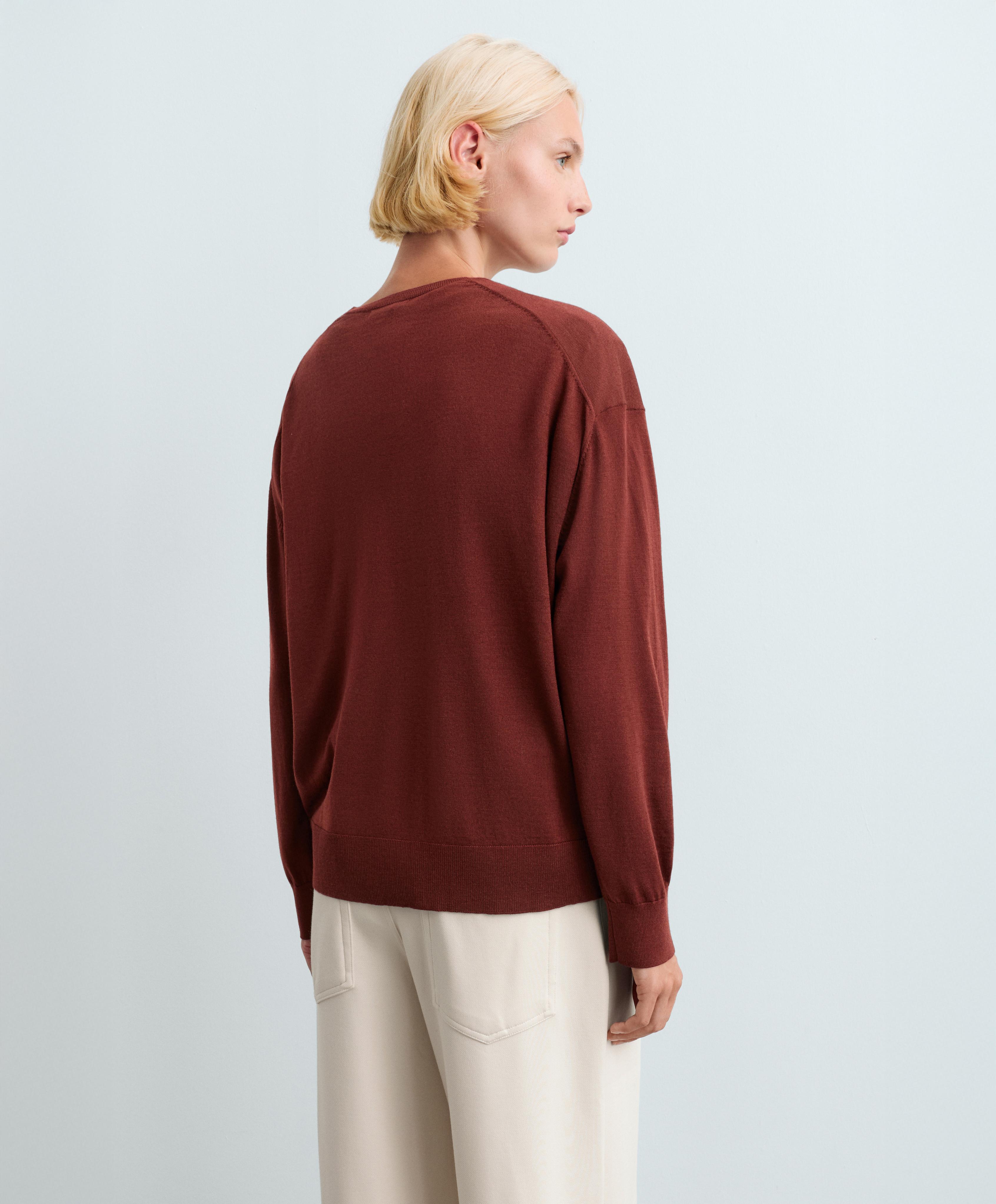 100% wool V-neck knit jumper — DARK BRICK