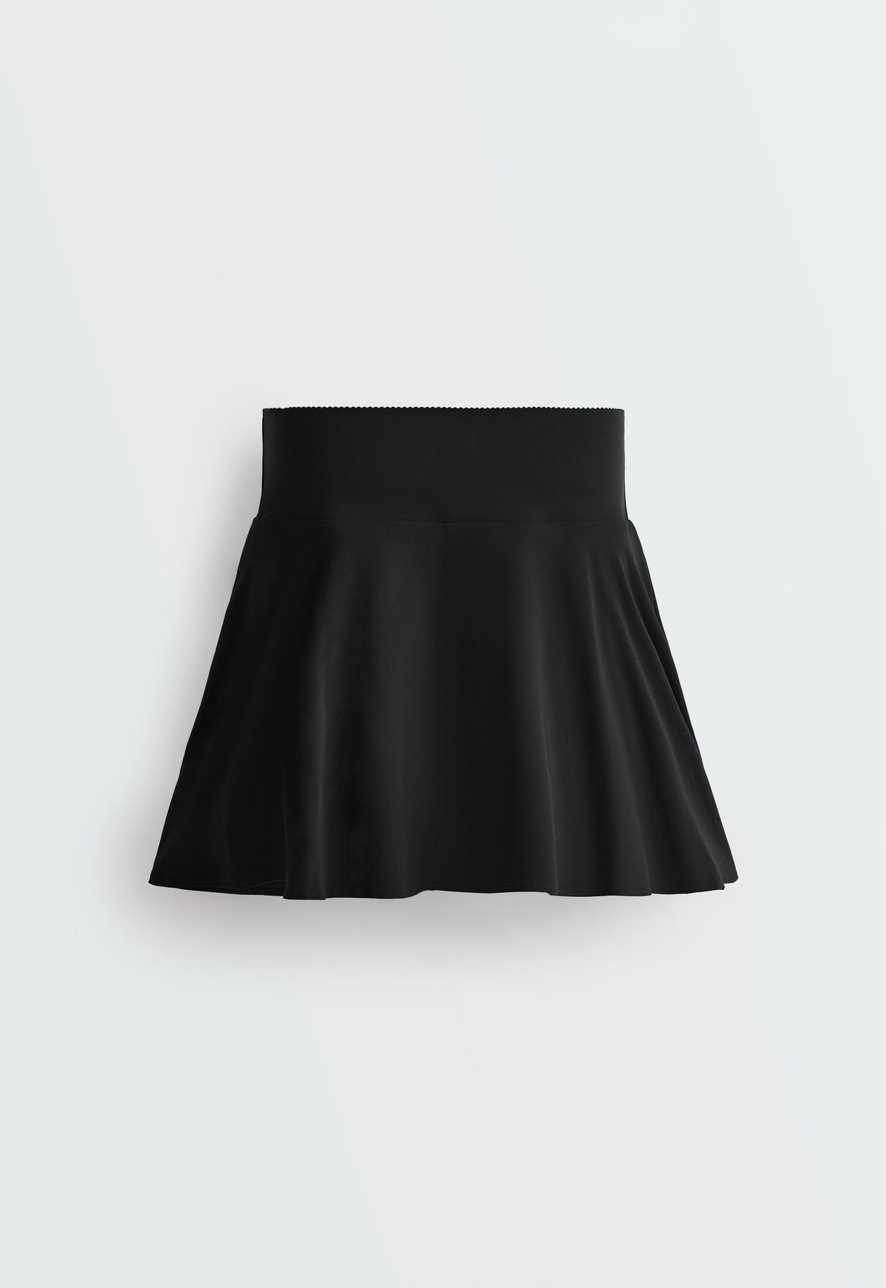 High rise Compressive skirt — BLACK
