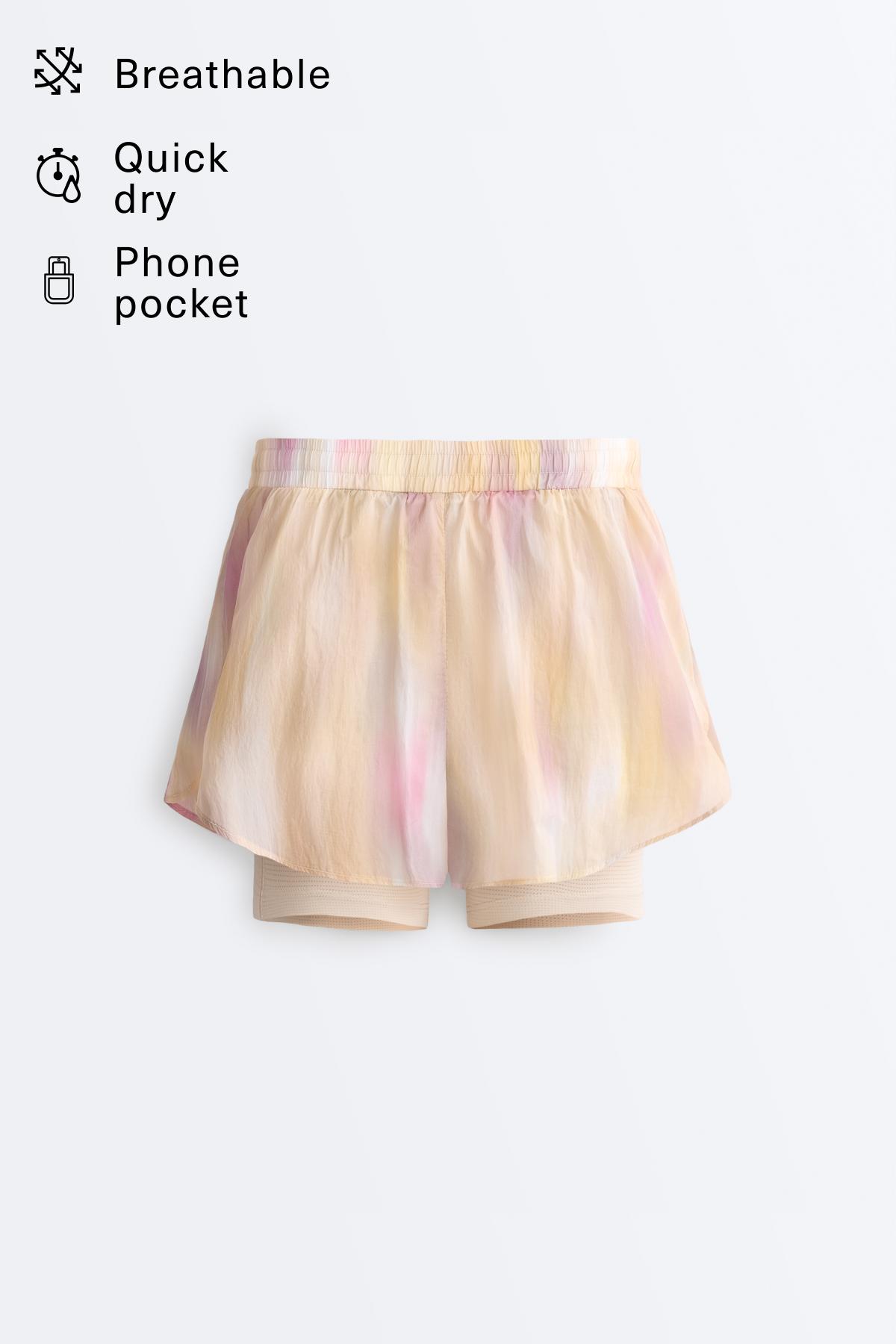 2-in-1 tie-dye mid rise technical shorts — VANILLA