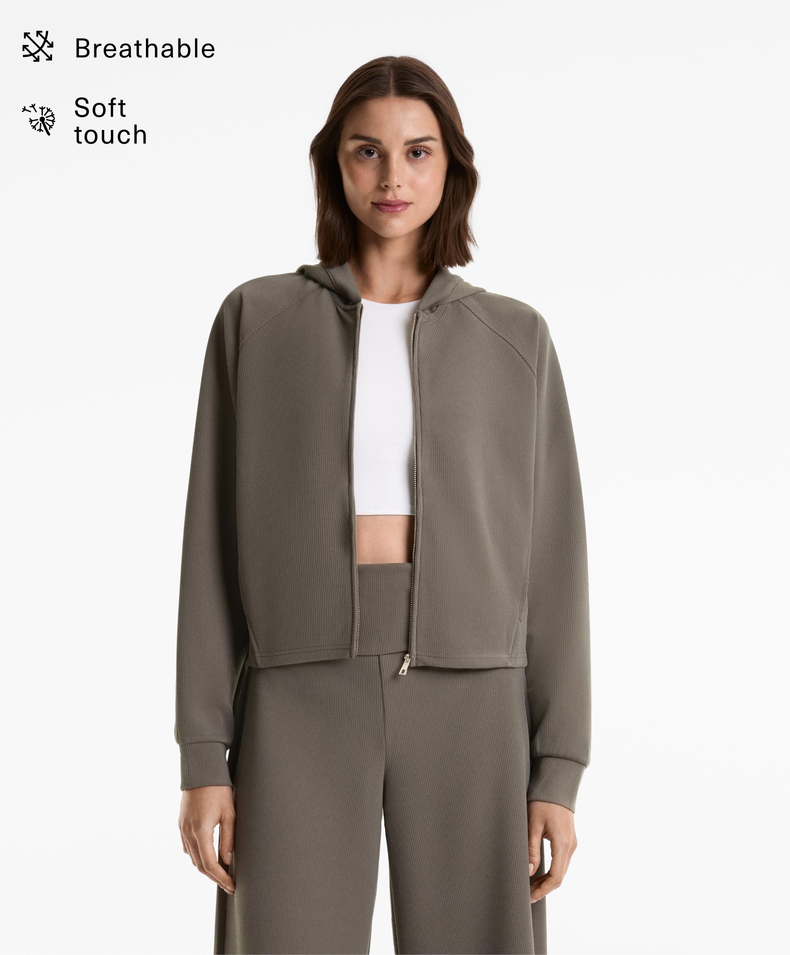 Ribbed hooded jacket with 29% modal Ribbed hooded jacket with 29% modal