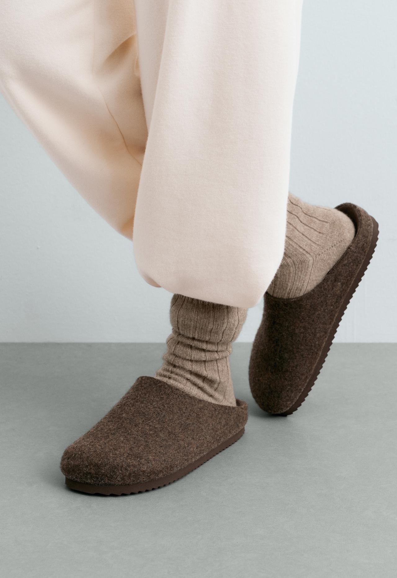 75% cashmere socks — PALE TAN