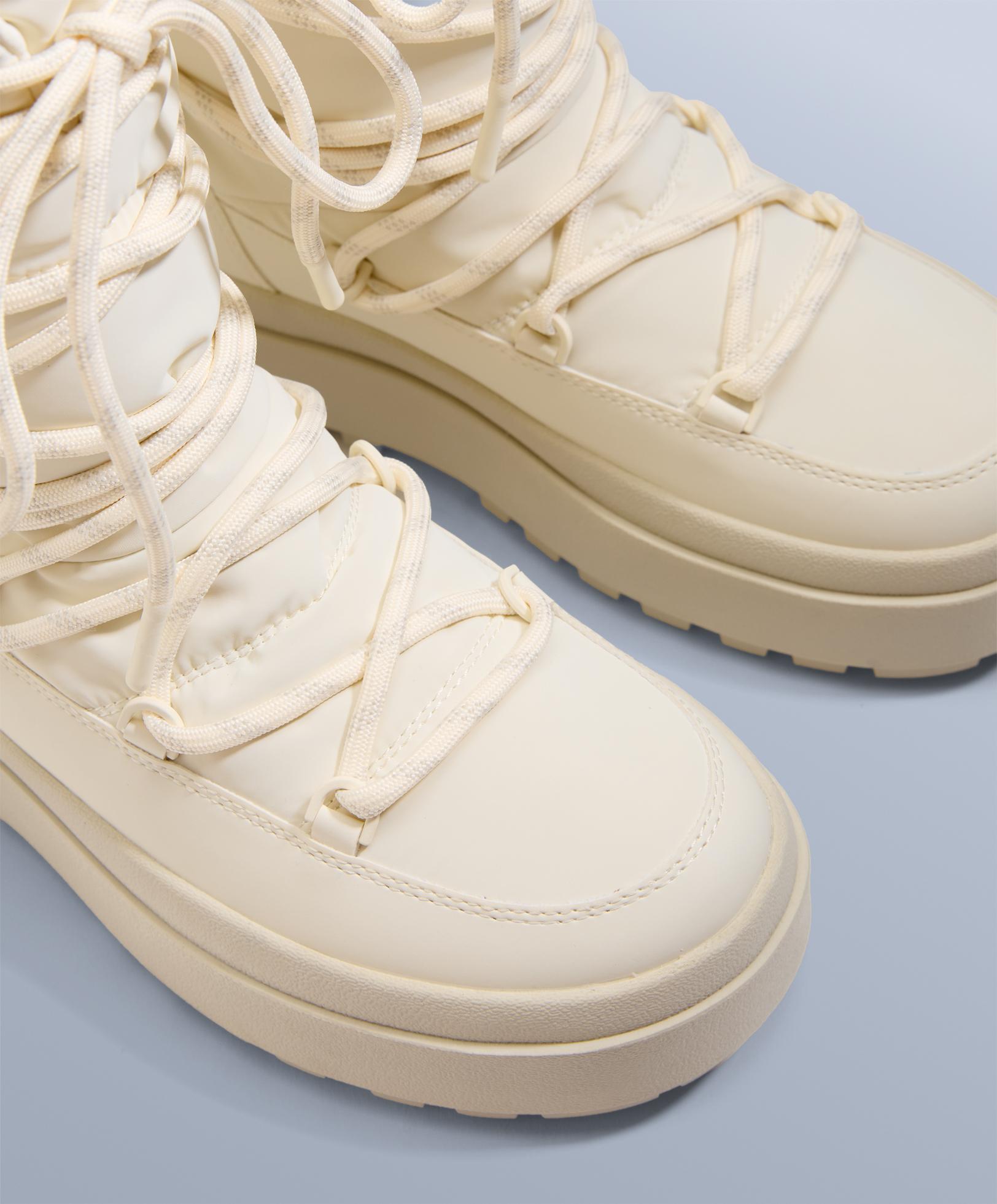 Laced nylon après-ski boots — ECRU