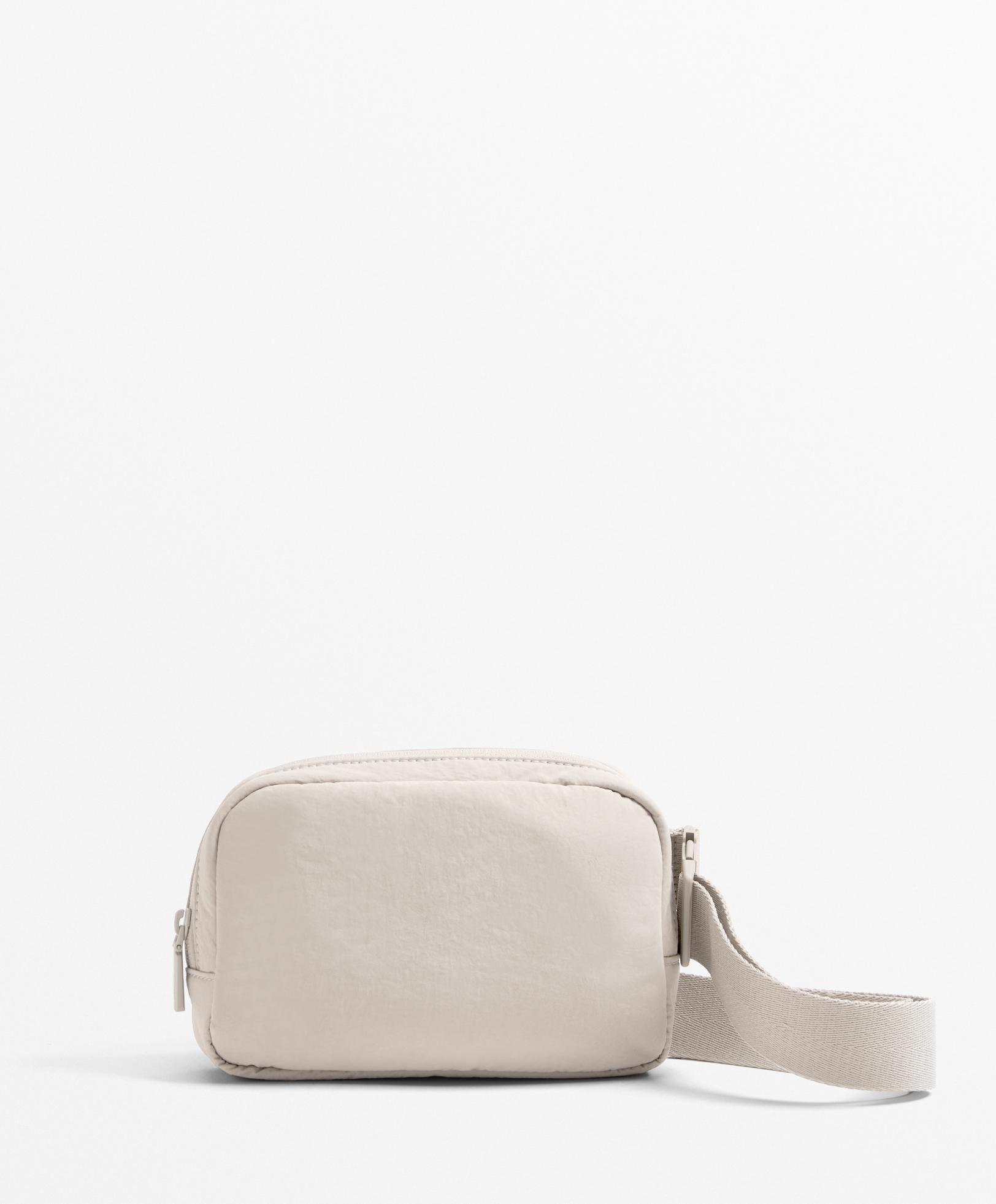 Cross-body belt bag