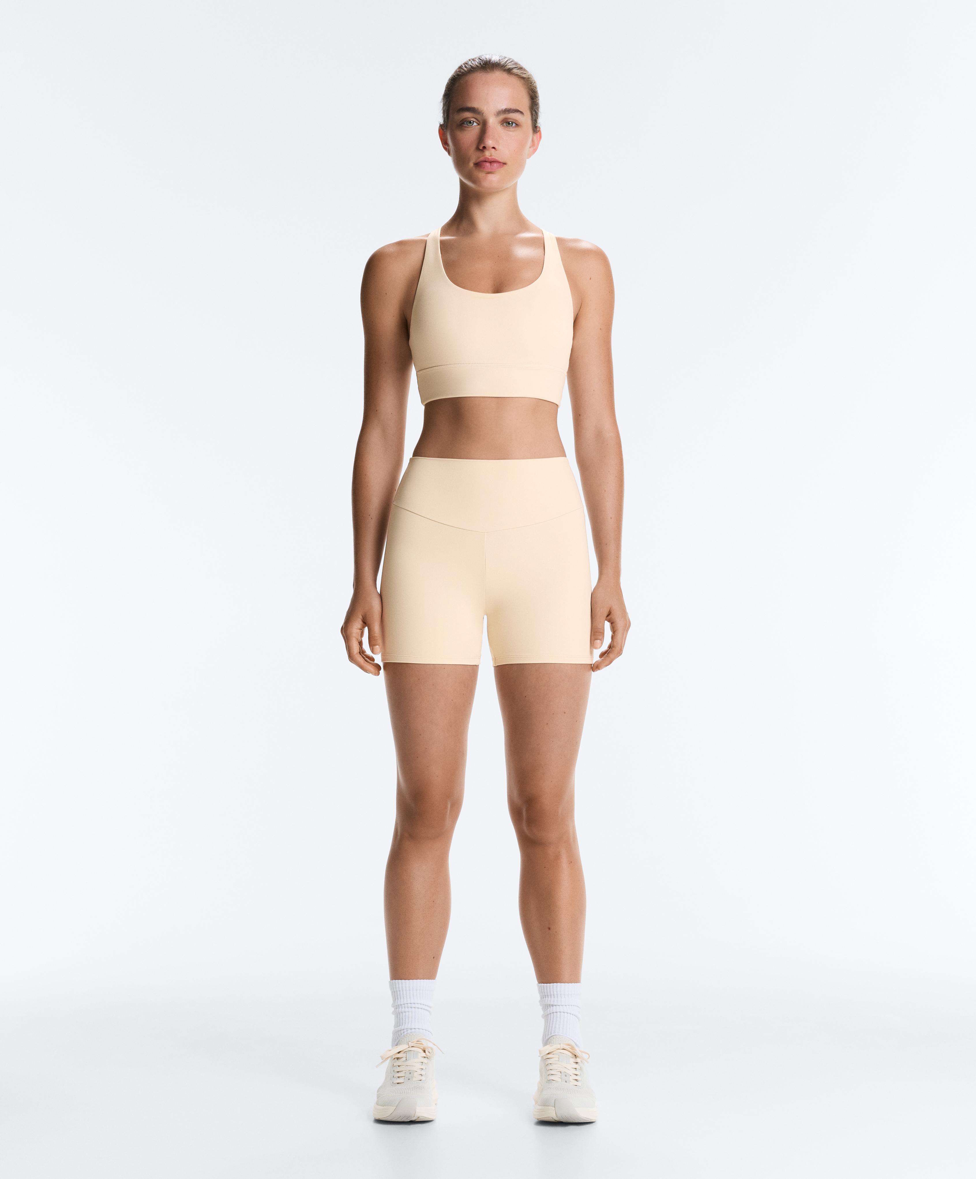 Comfortlux high-waisted 10cm hot pants — SAND