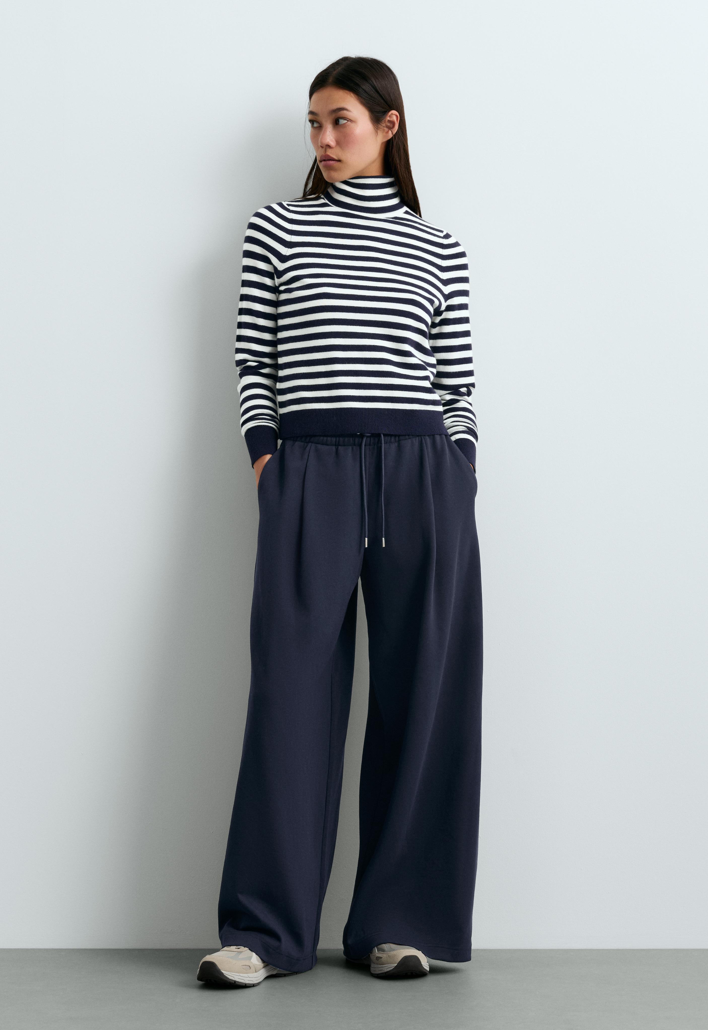 Striped high-neck T-shirt | OYSHO Türkiye