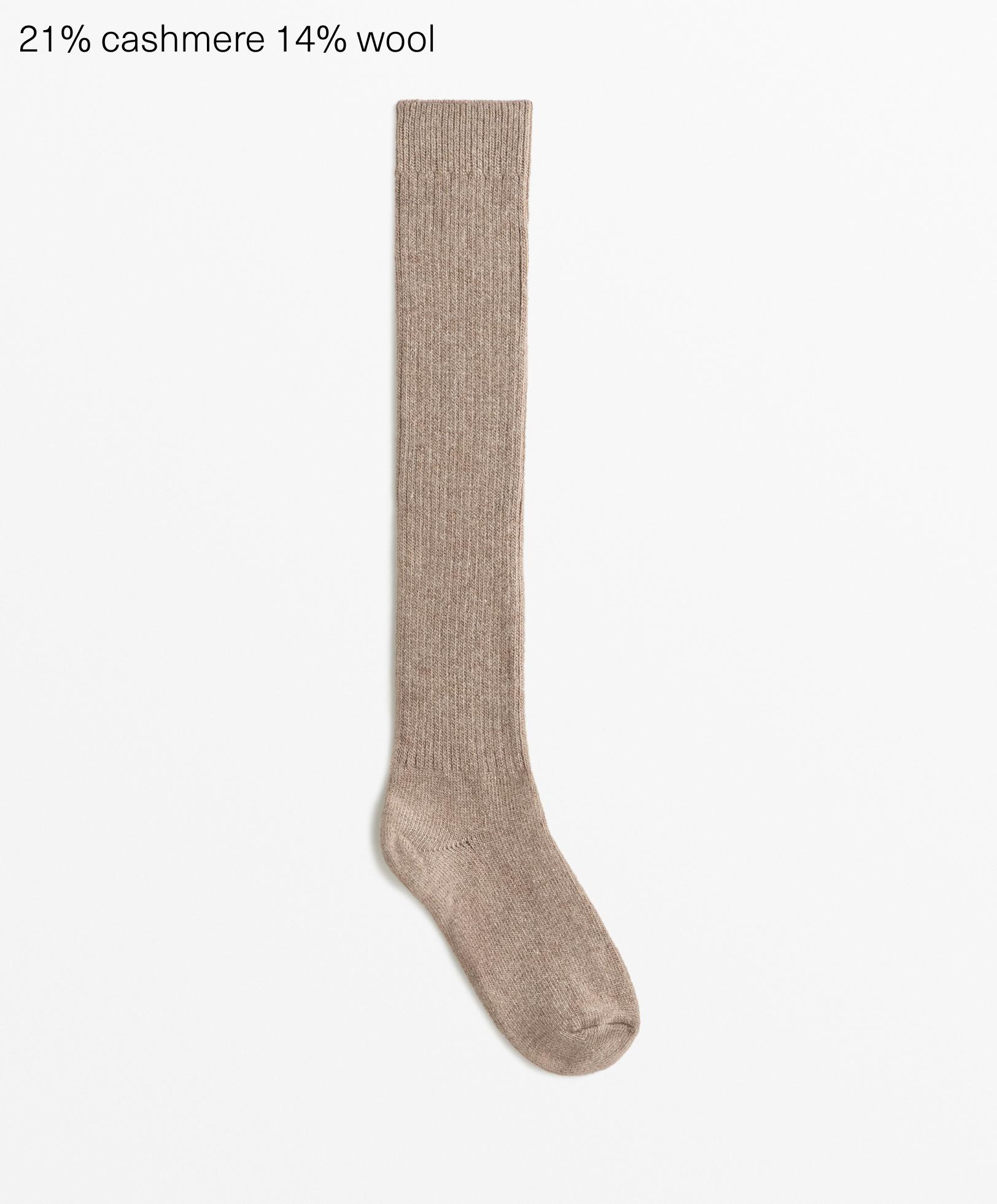 Chaussettes montantes contenant 21 % de cashmere et 14 % de laine