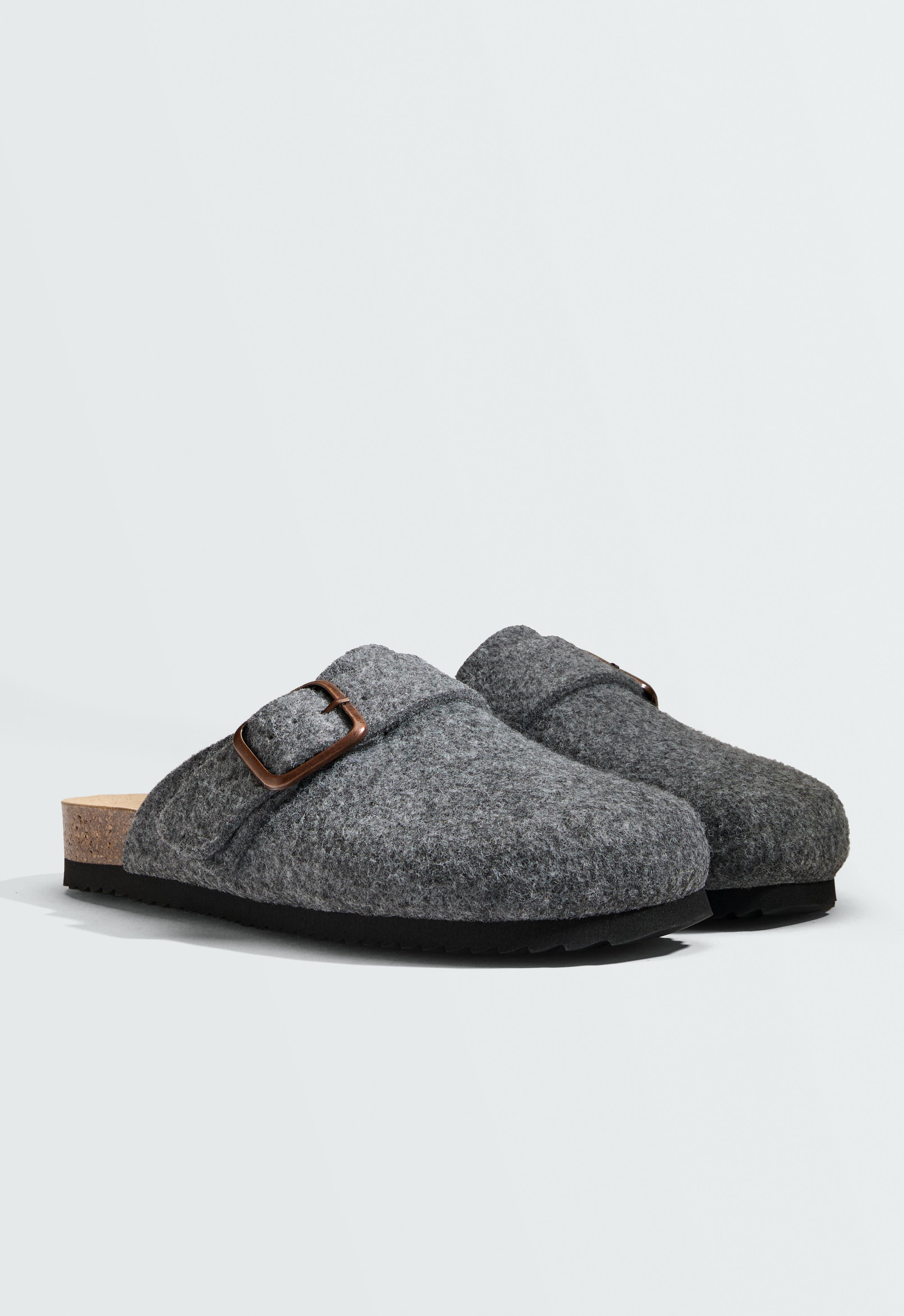 Felt-effect buckle clogs Felt-effect buckle clogs
