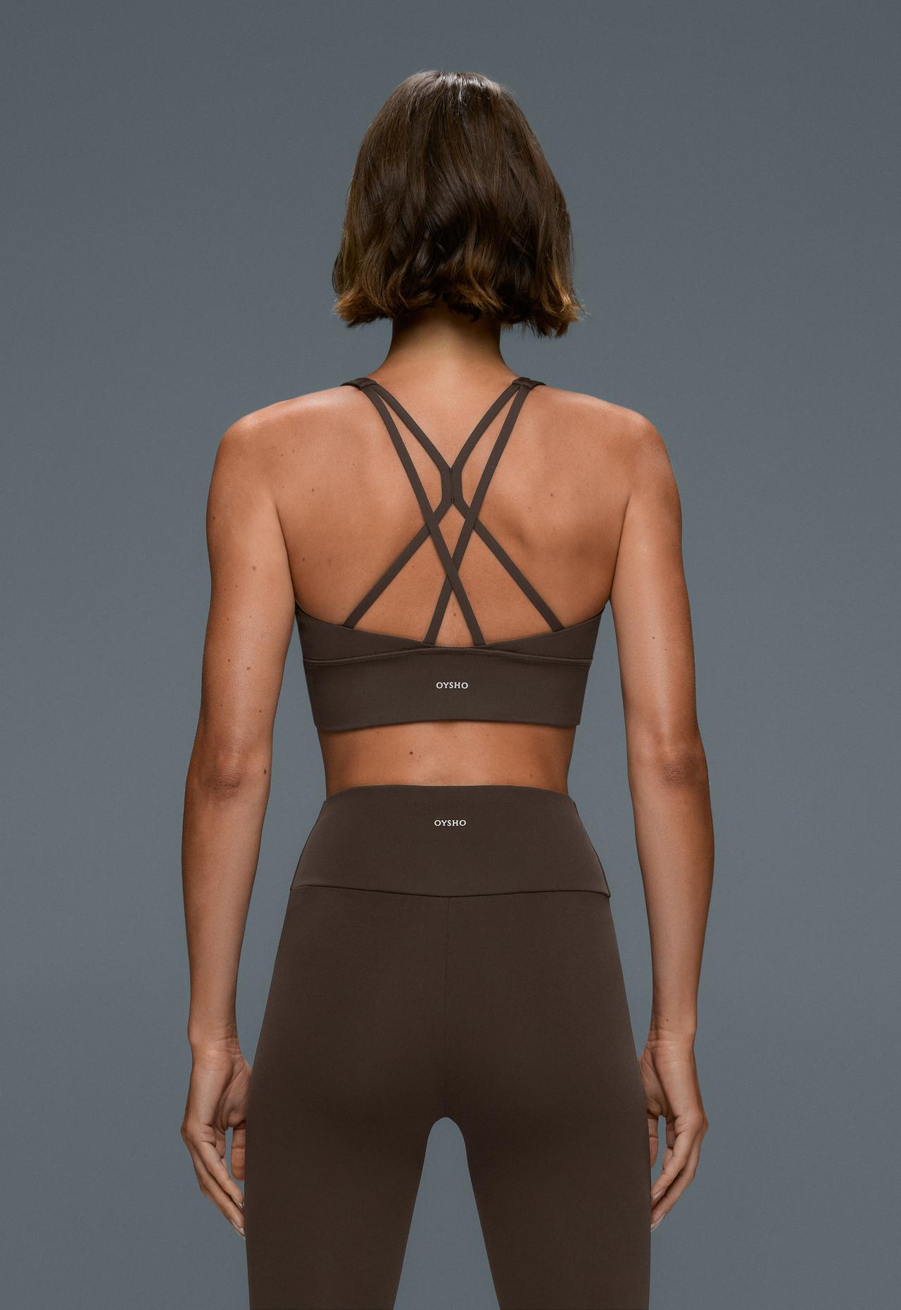 Medium support Comfortlux sports bra with cup — BROWN