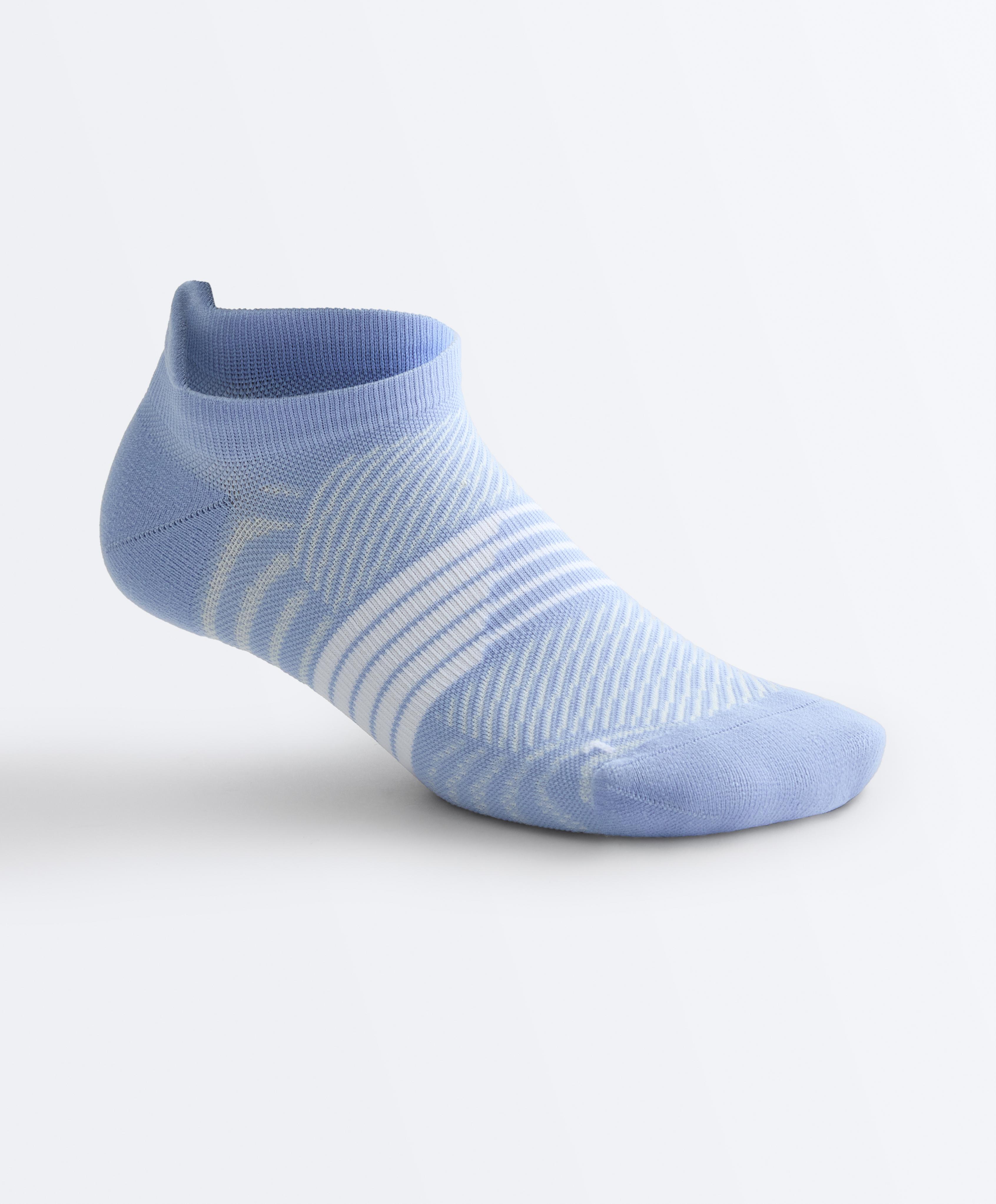 3 pairs of polyamide blend sports sneaker socks with heel tab — WASHED INDIGO