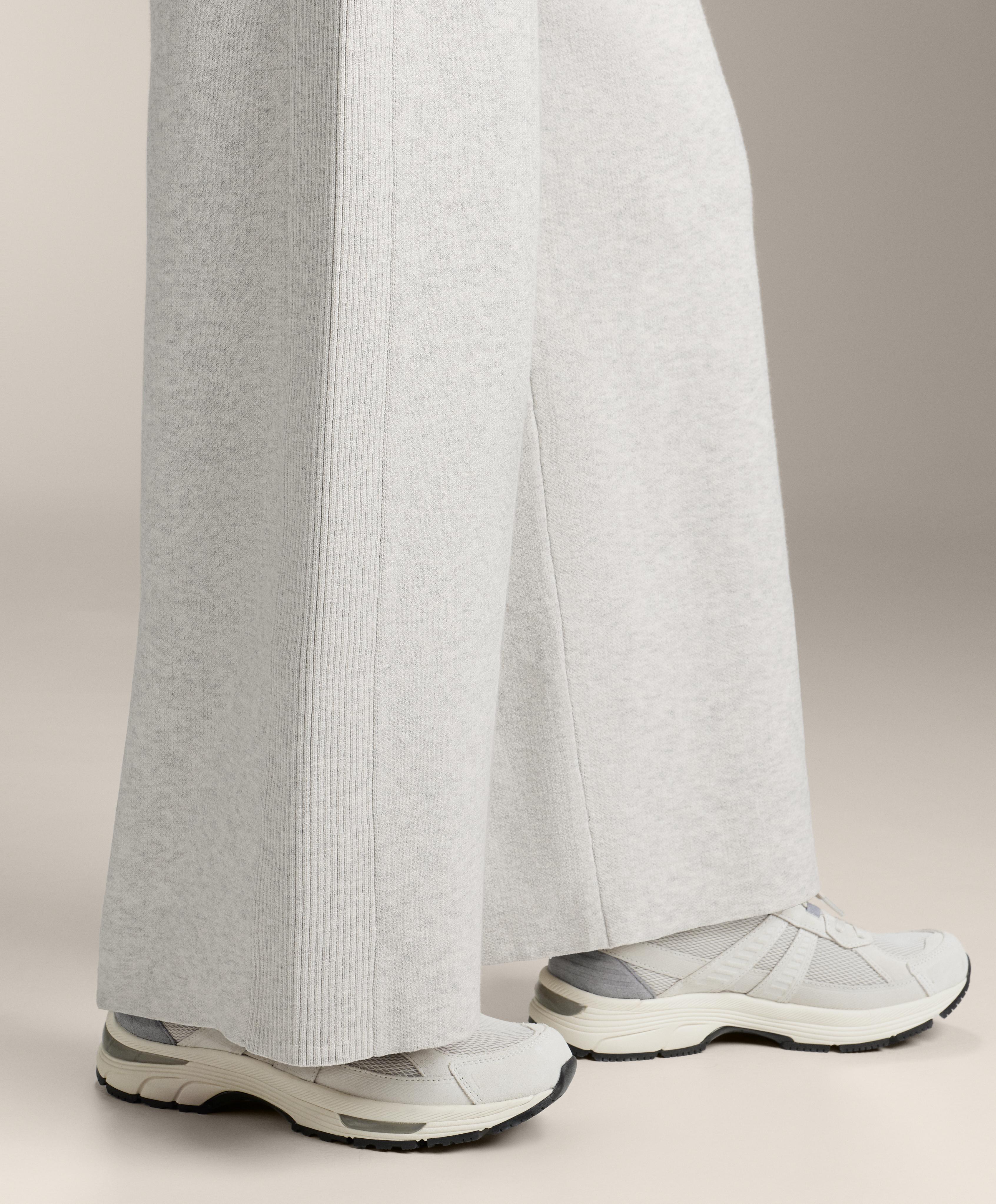 Straight-leg knit trousers with side rib | OYSHO United States