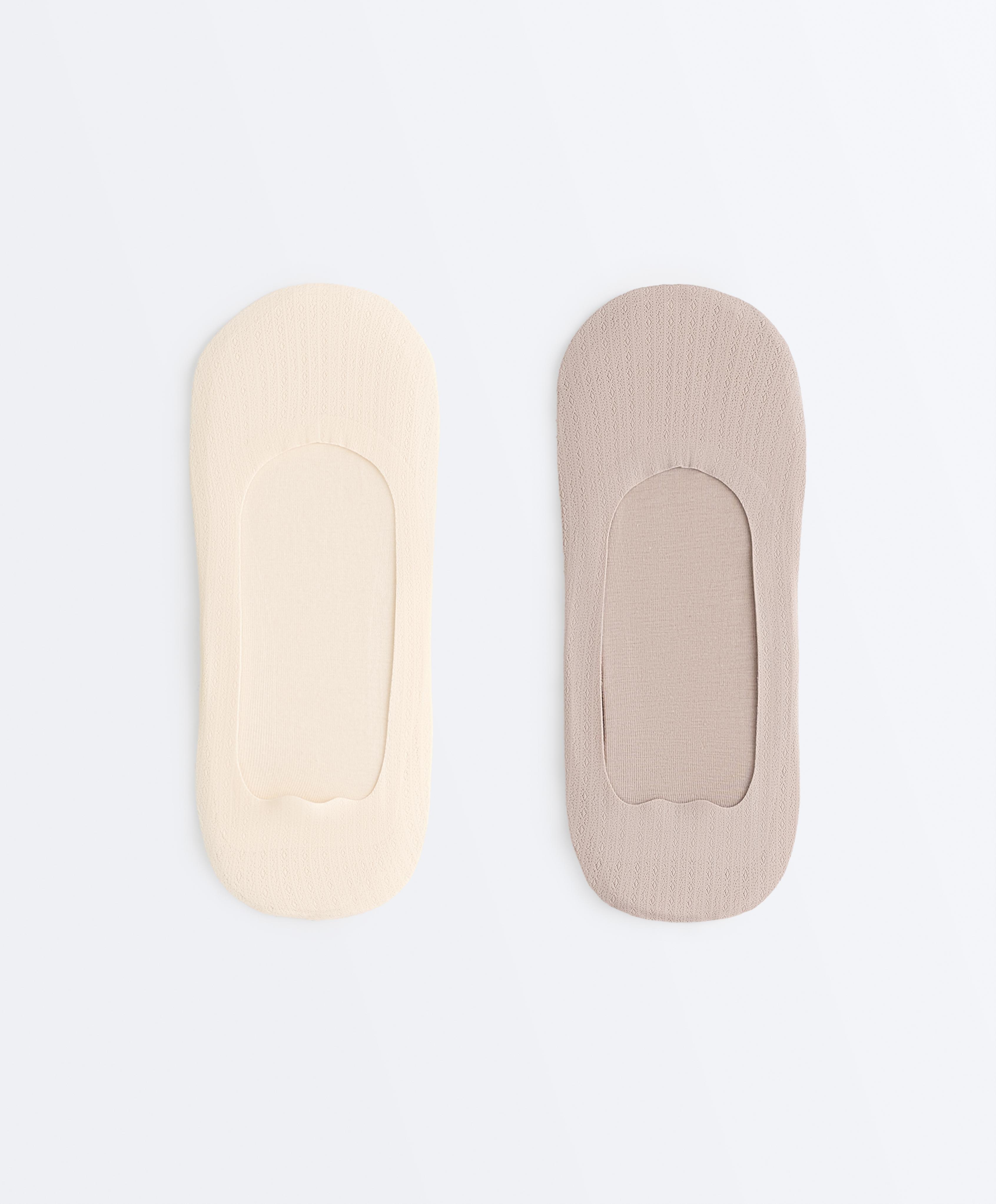 2 pairs of medium-cut cotton blend invisible socks 2 pairs of medium-cut cotton blend invisible socks