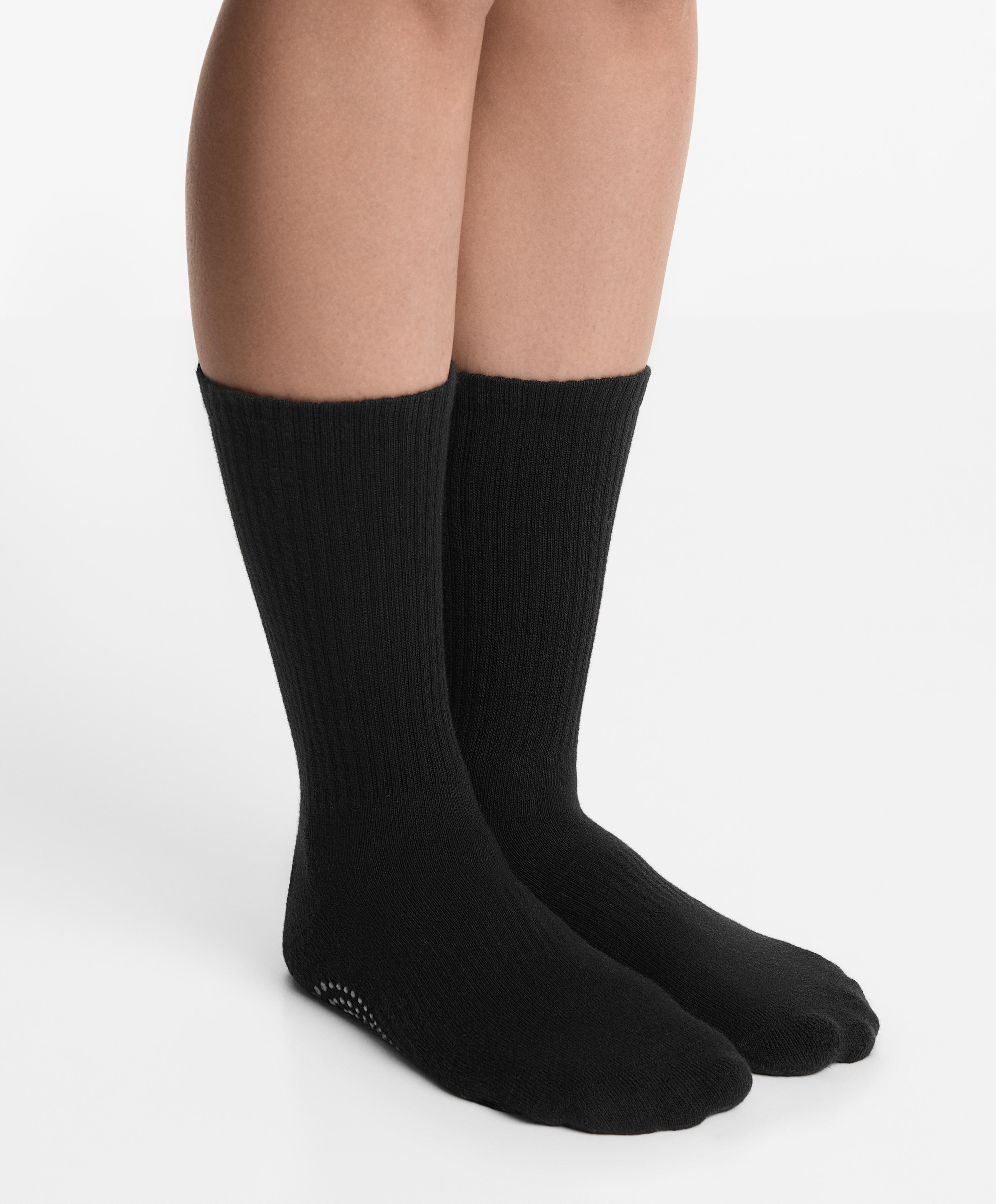 2 pairs of classic yoga and Pilates cotton blend socks — BLACK
