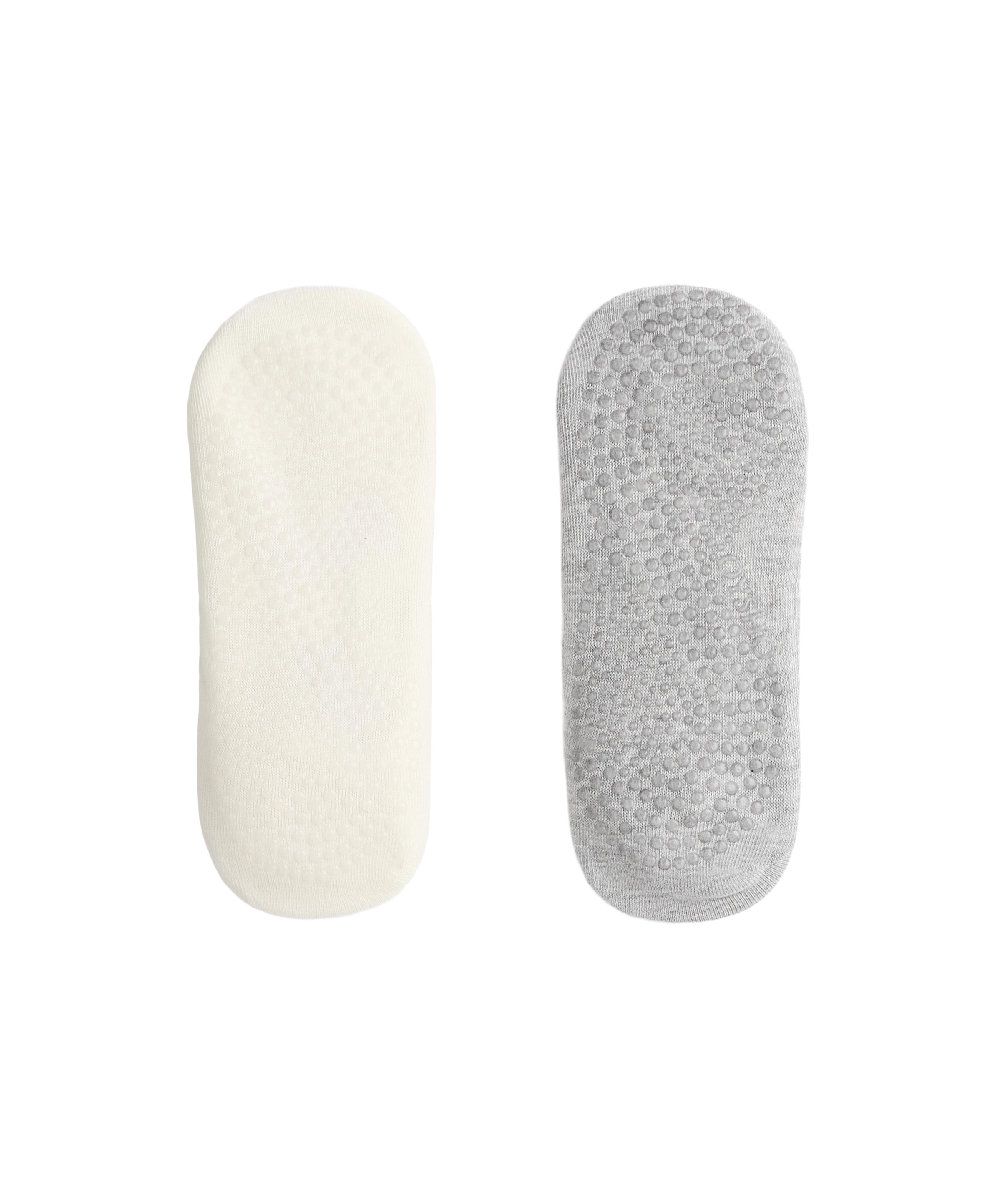 2 pairs of cotton blend yoga and Pilates sneaker socks with crossover straps — VANILLA