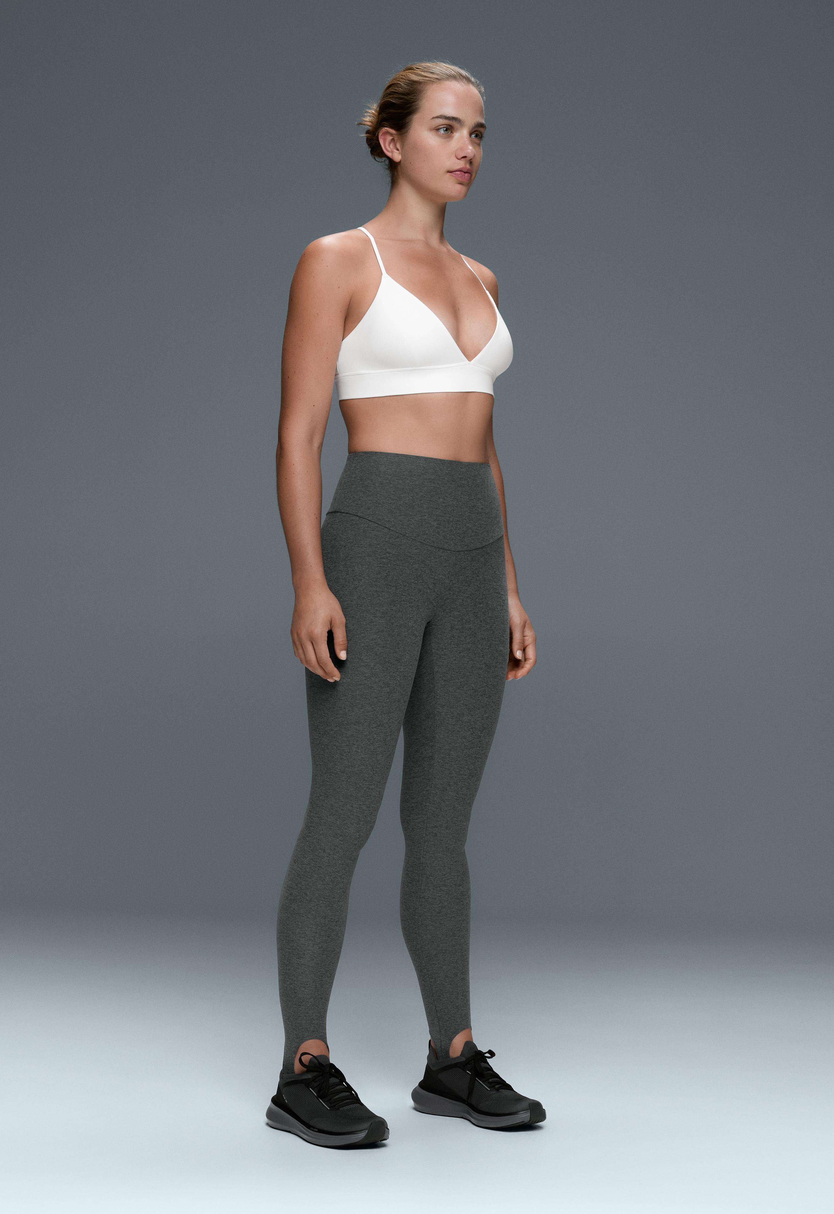 Low-support Comfortlux triangle sports bra — WHITE 