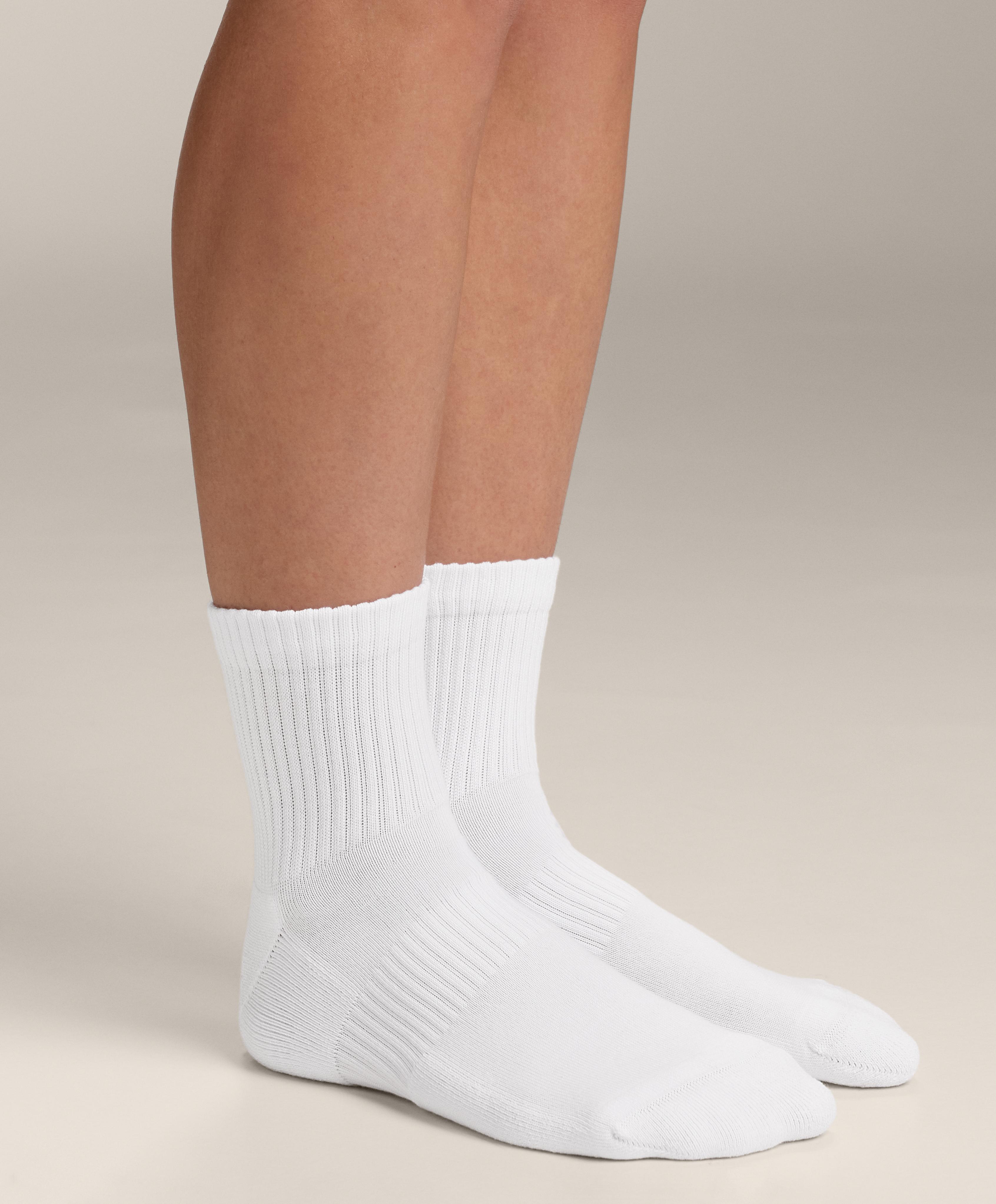 3 pairs of cotton blend quarter sports socks — WHITE