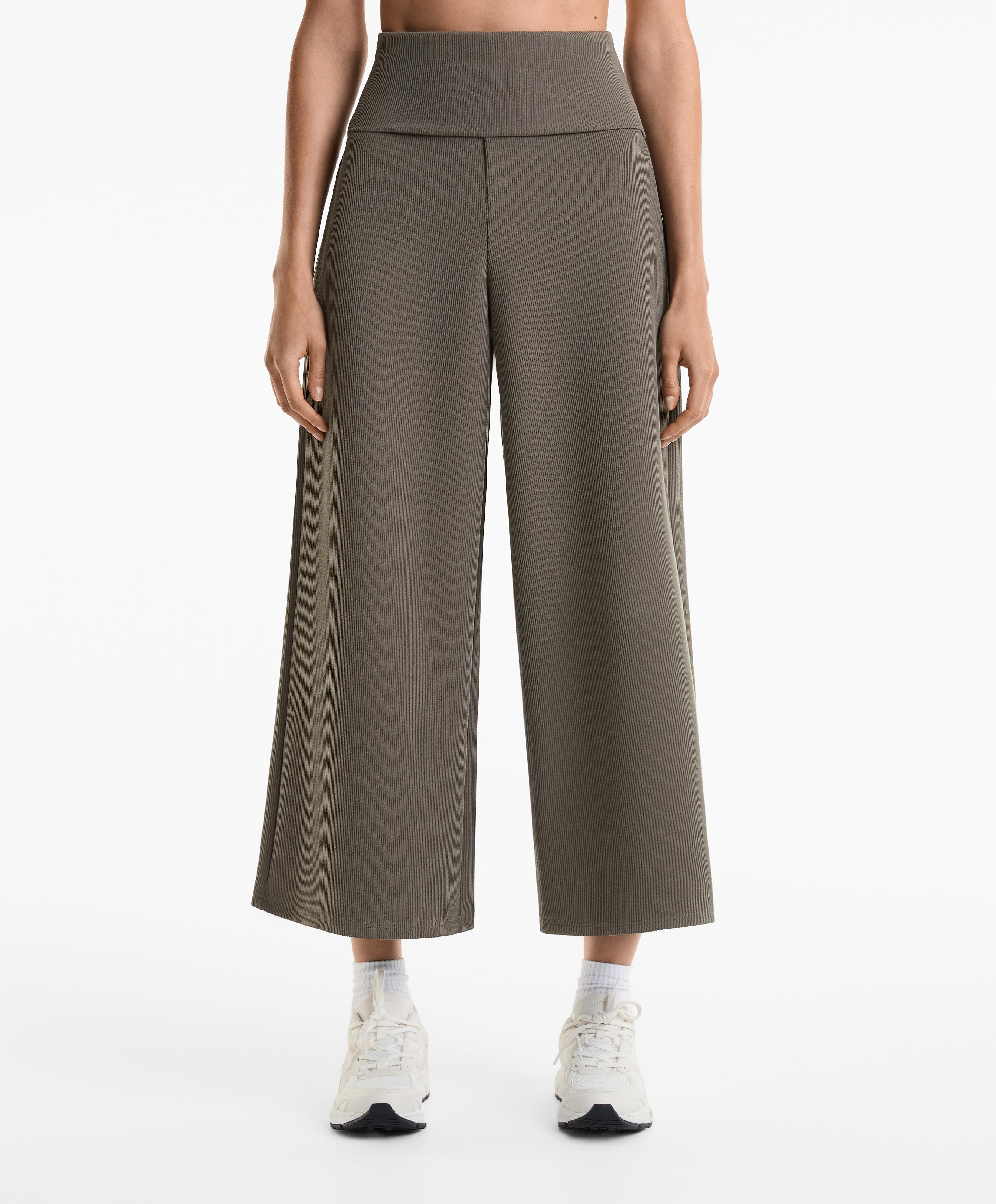 Wide-leg trousers with turned-over rib waist, 29% modal Wide-leg trousers with turned-over rib waist, 29% modal