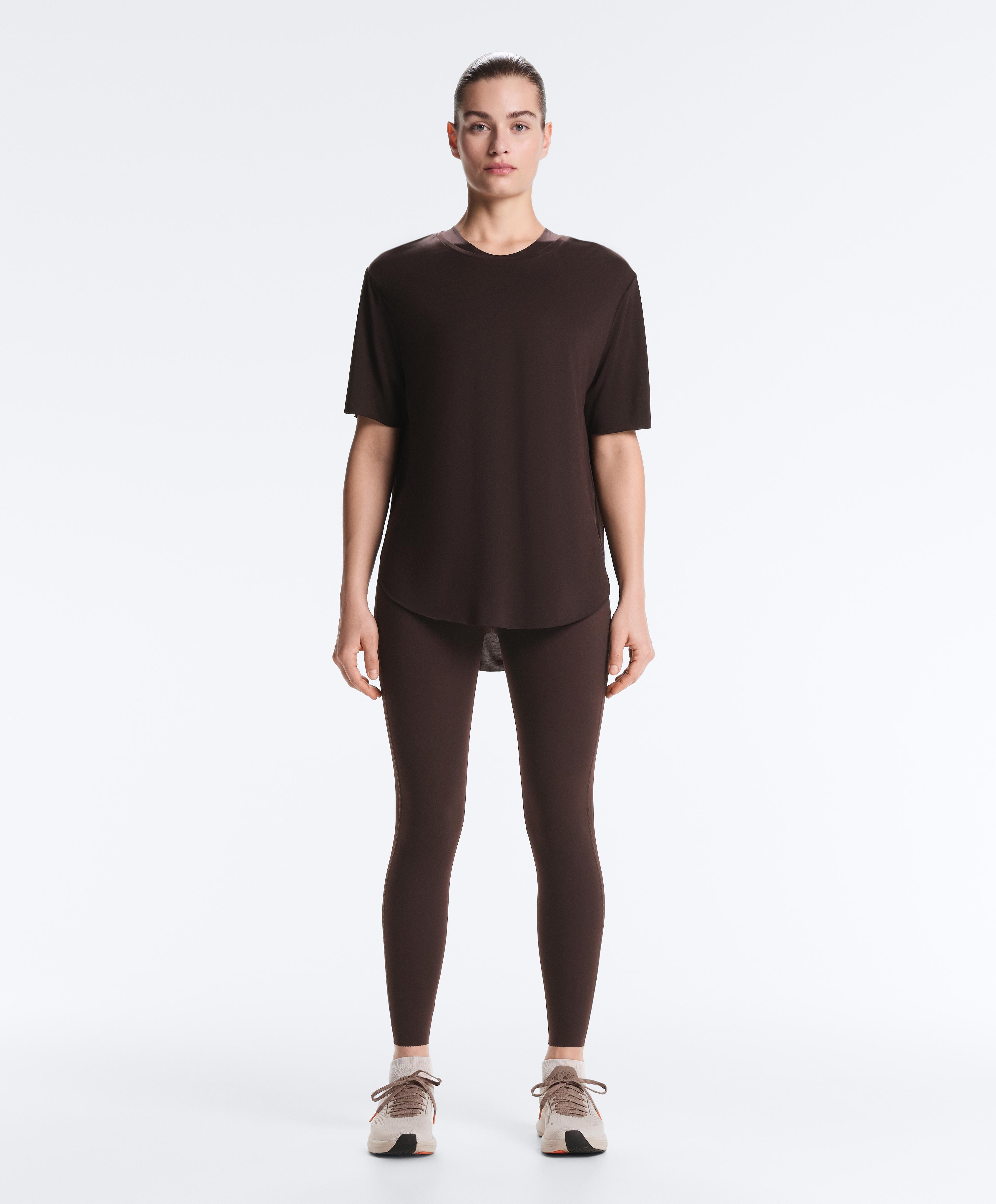 Футболка из смесового модала с короткими рукавами