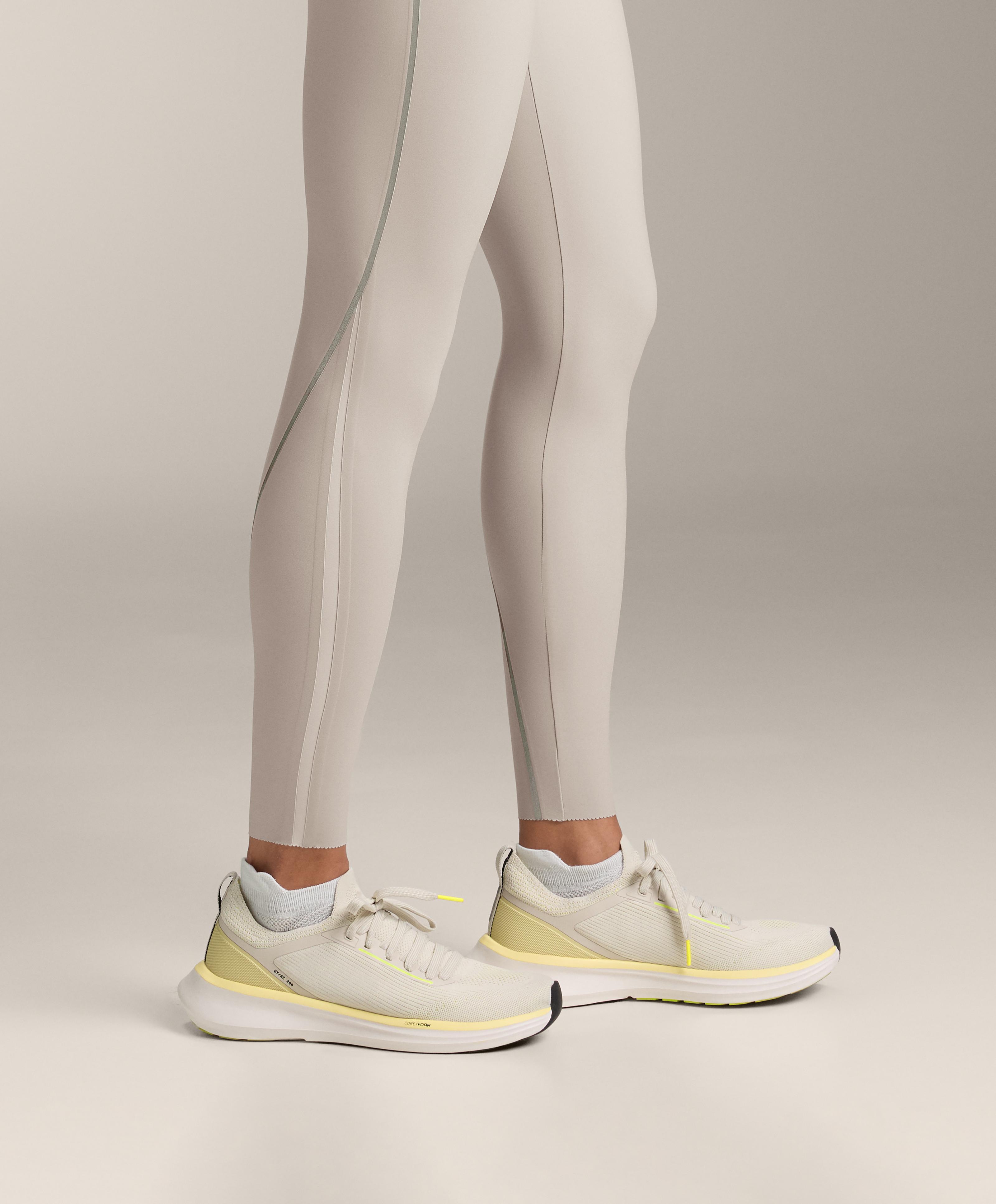 OY/AC 200 Training trainers — YELLOW