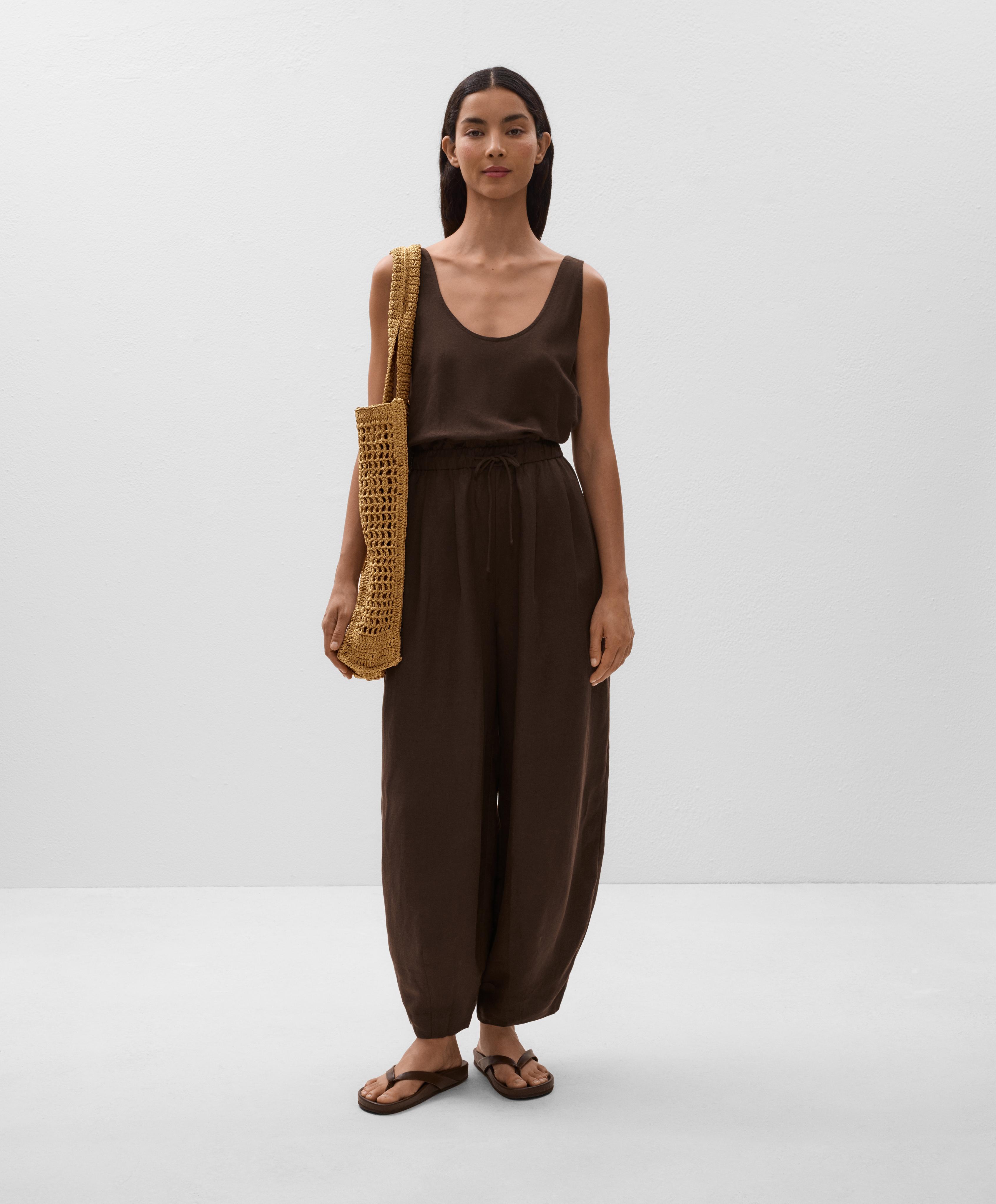 Linen blend balloon jumpsuit Linen blend balloon jumpsuit