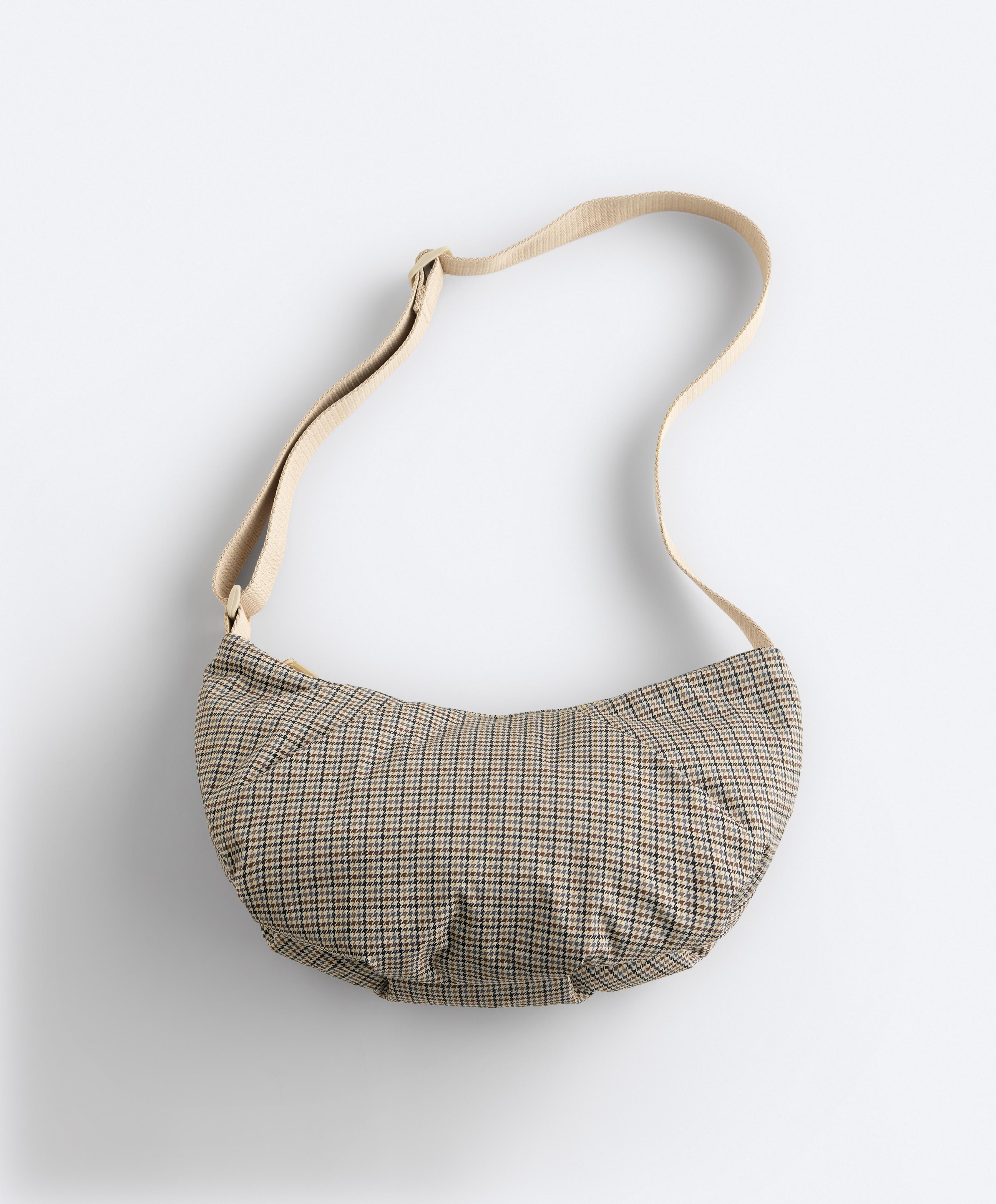 Quilted crossbody bag