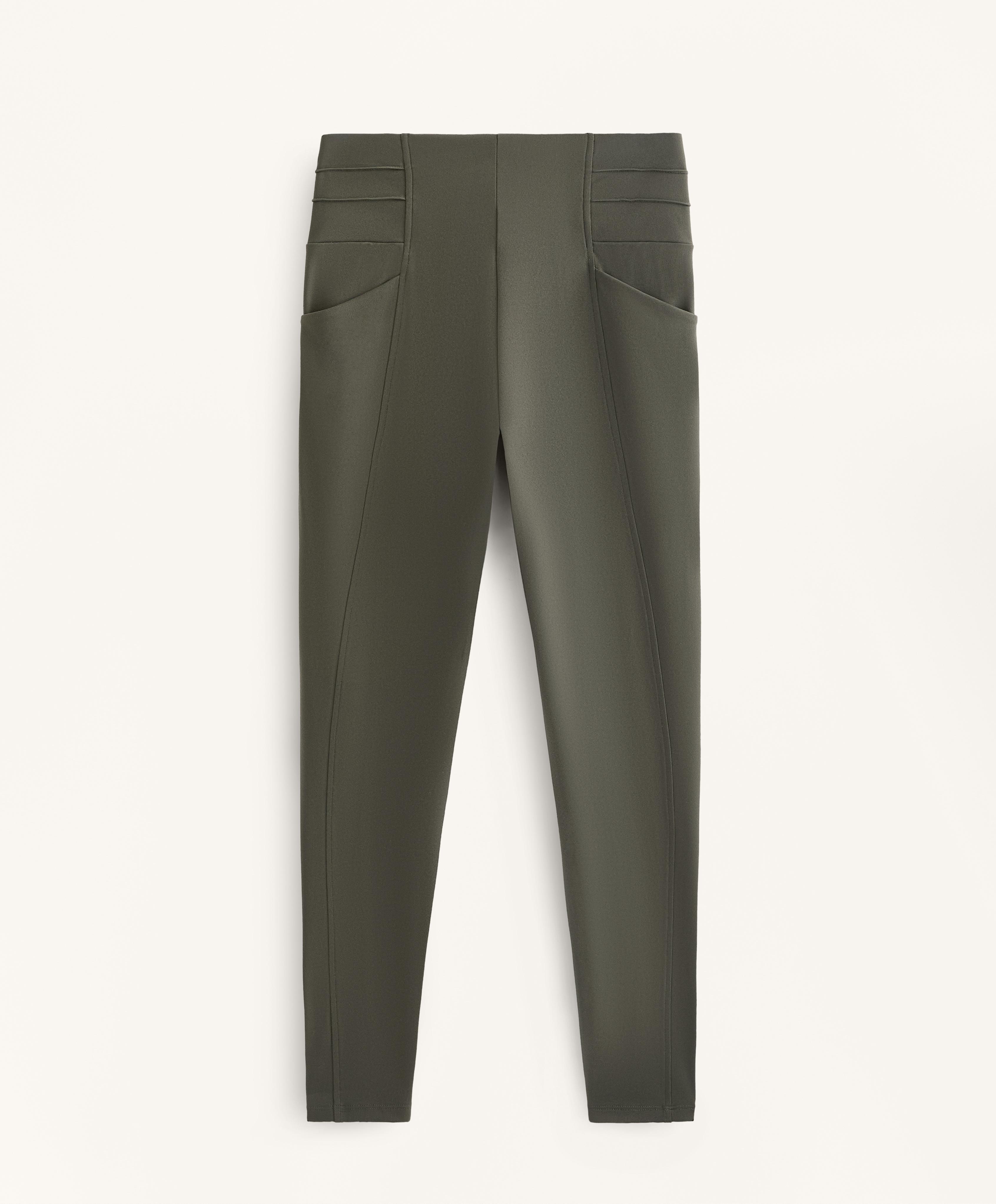 Evermove legingi ar paaugstinātu jostasvietu un nerva detaļām - Izpārdošana Evermove legingi ar paaugstinātu jostasvietu un nerva detaļām - Izpārdošana