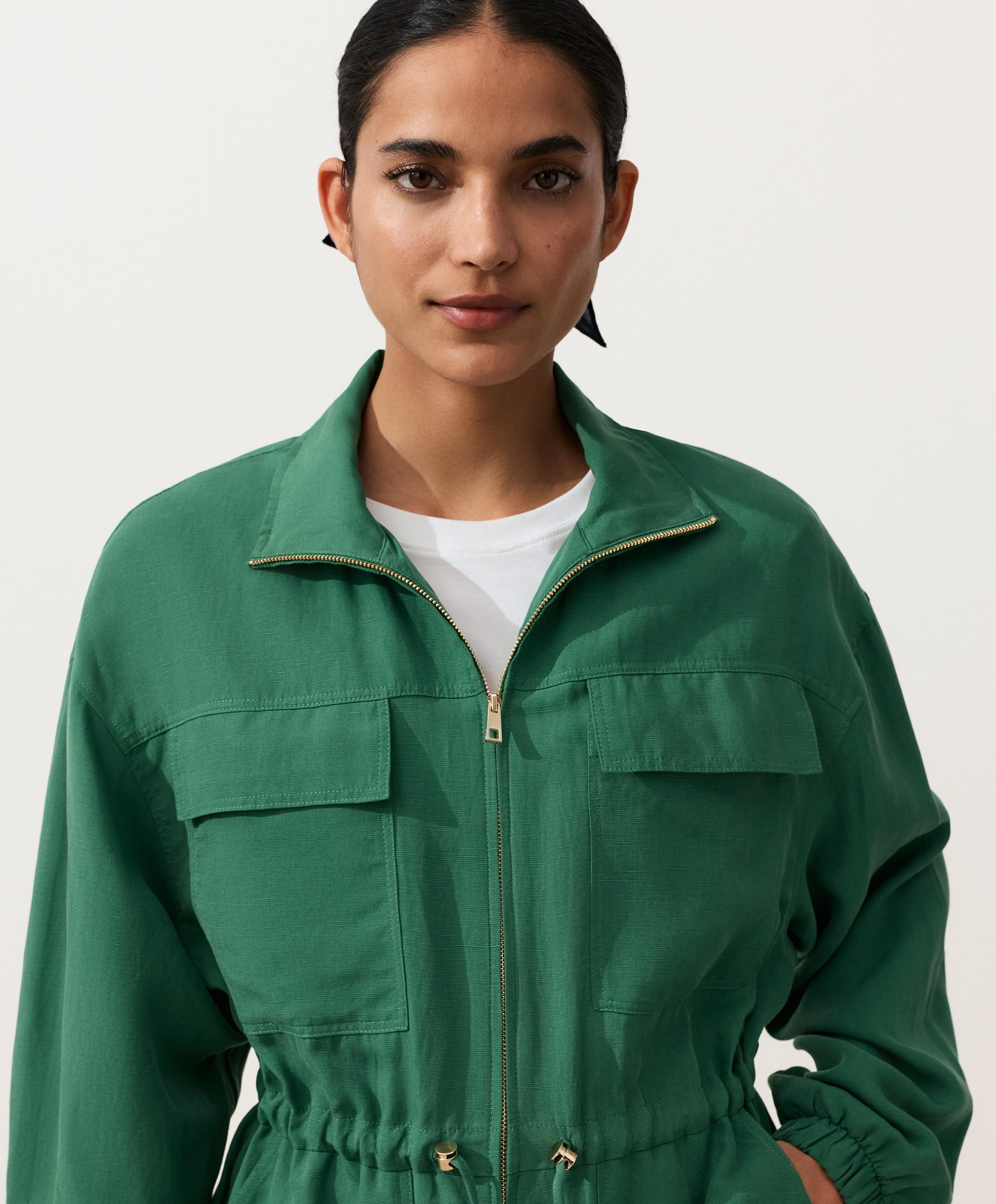 Lyocell and 24% linen blend ruched waist jacket — EMERALD GREEN