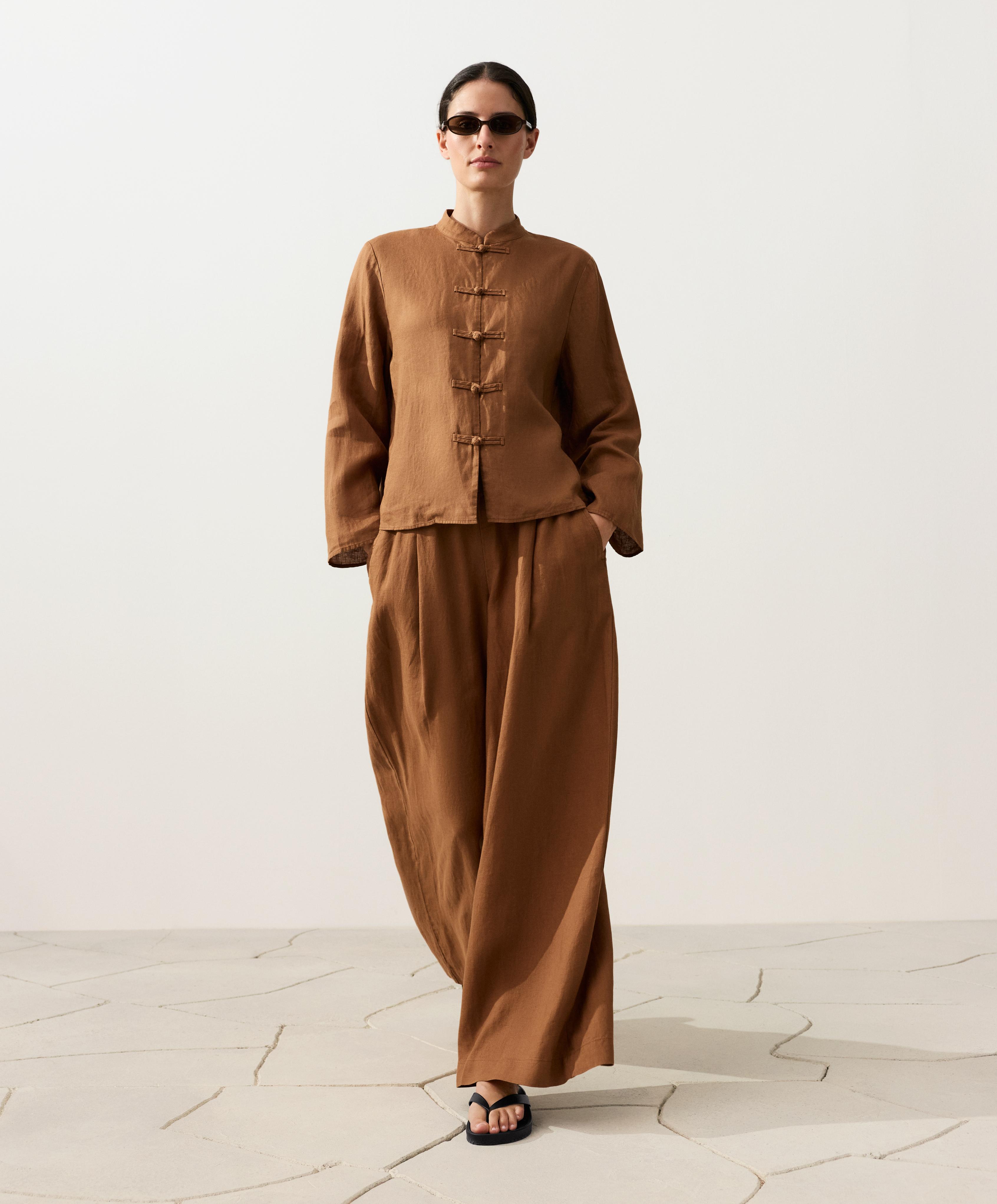 100% linen stand-up collar shirt — TOFFEE