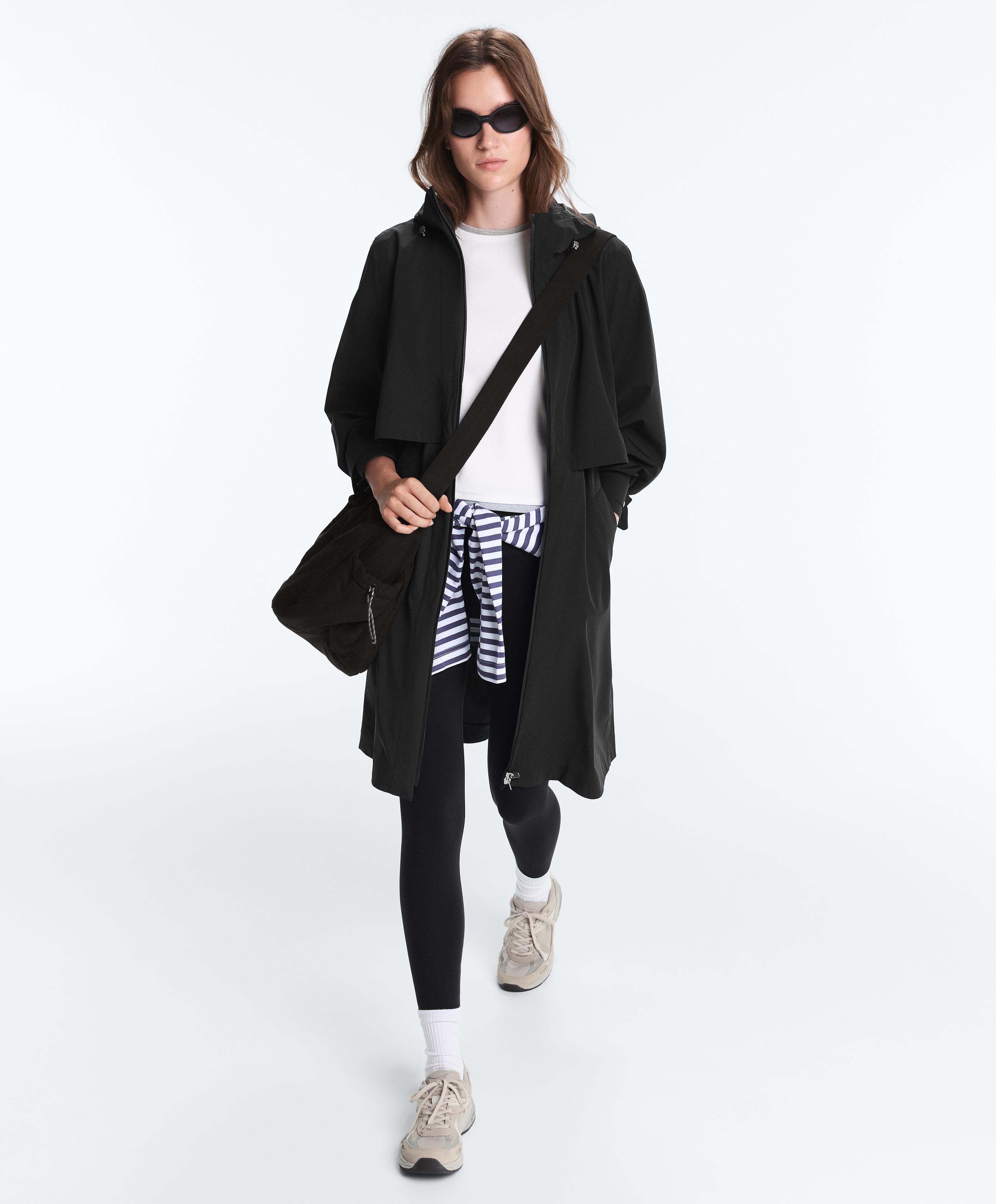 Extra lightweight long 10k waterproof jacket — BLACK