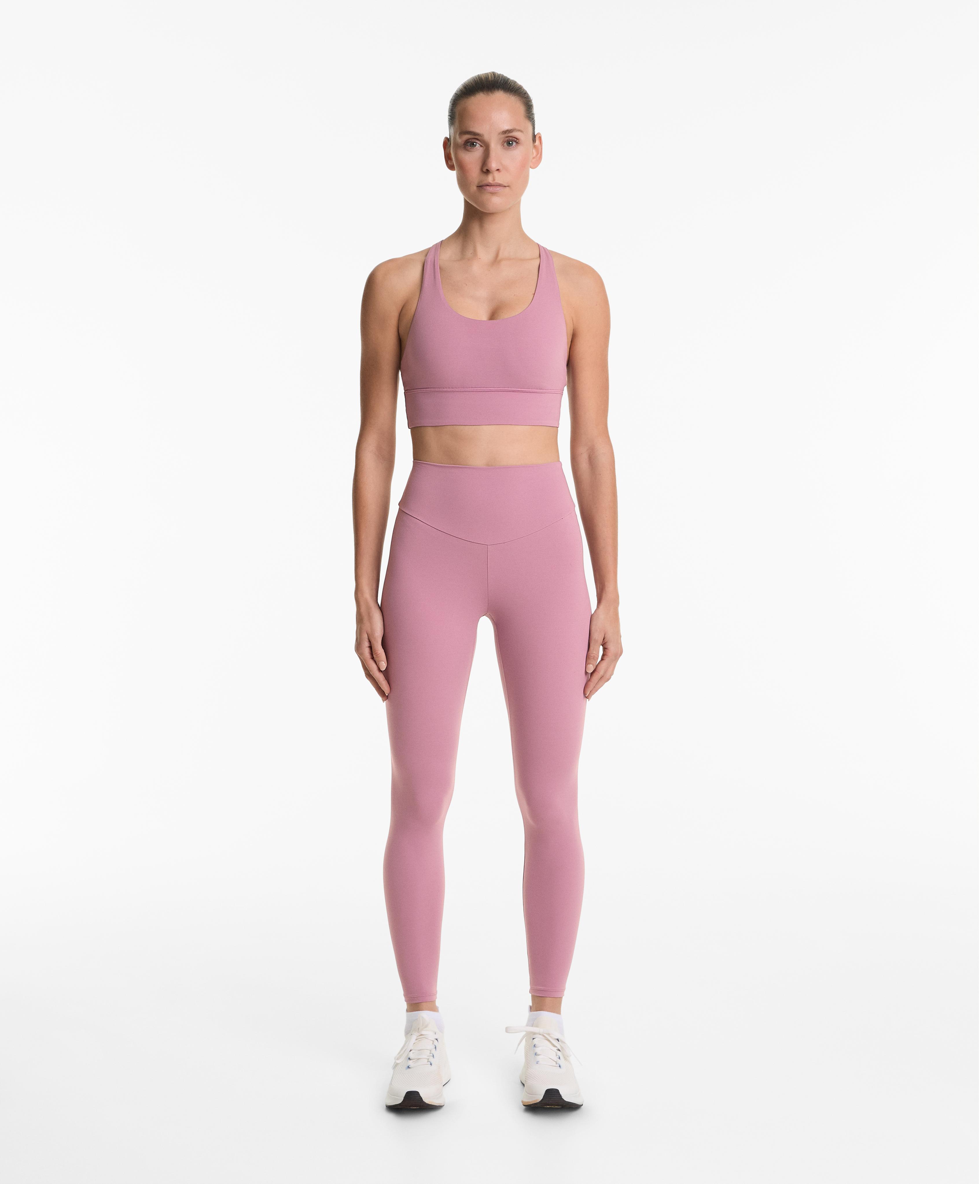 Pink comfortlux high-rise total look