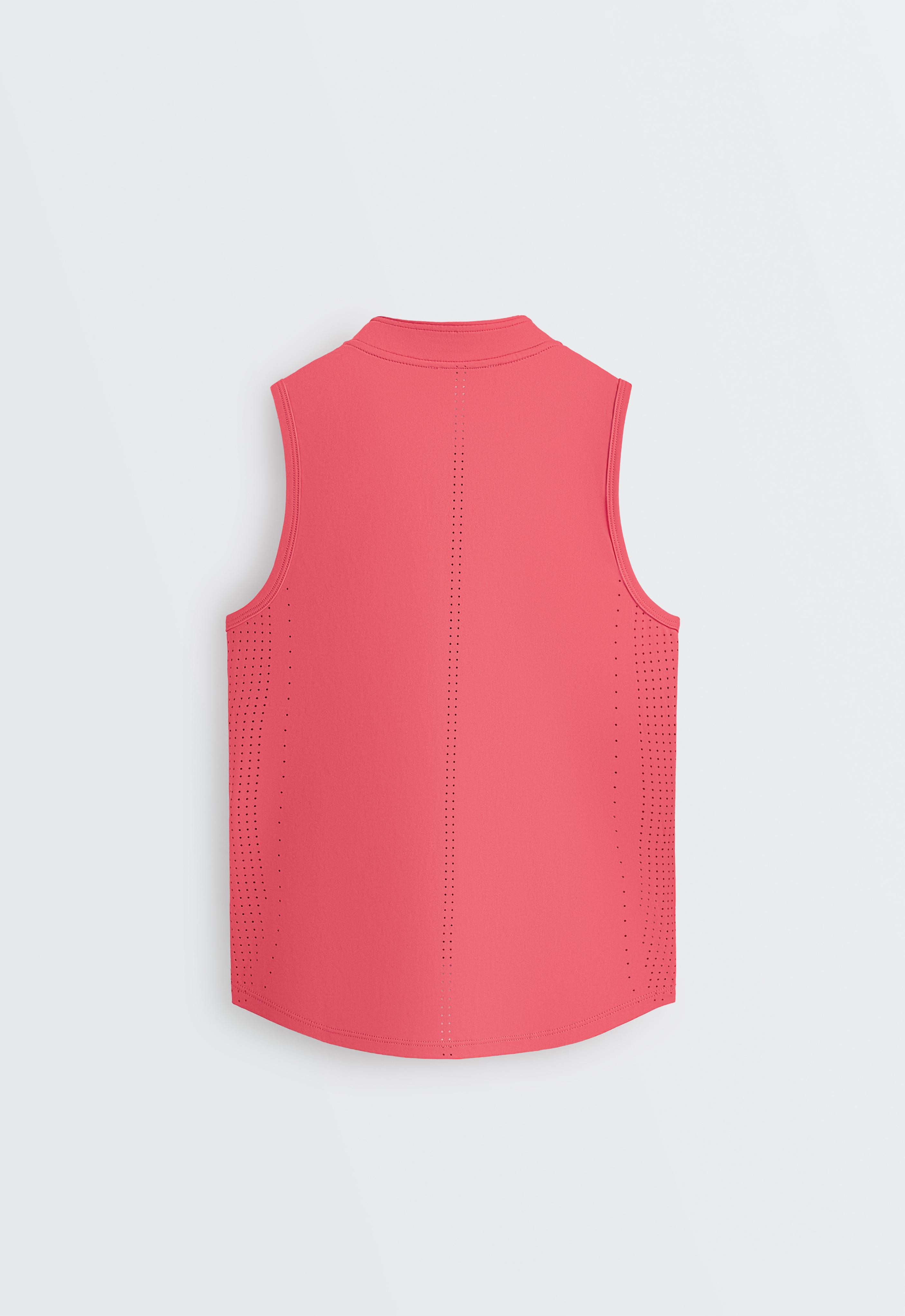 Technical sleeveless T-shirt with half zip — WASHED RED