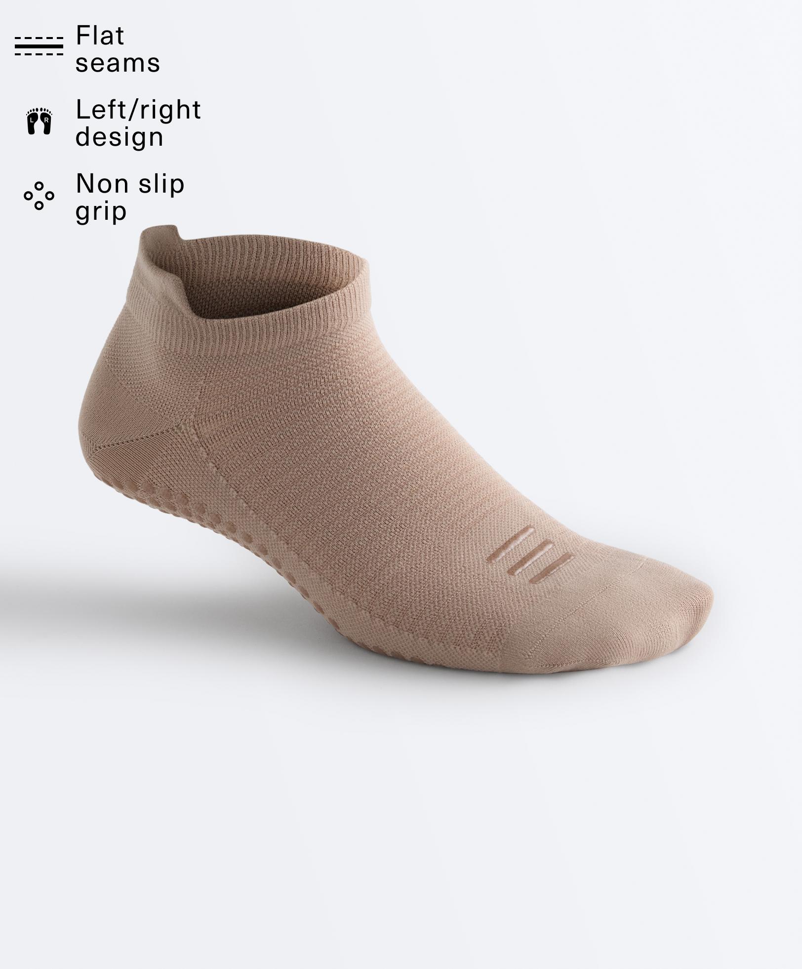 2 pairs of polyamide blend yoga and Pilates sneaker socks — MOCHA