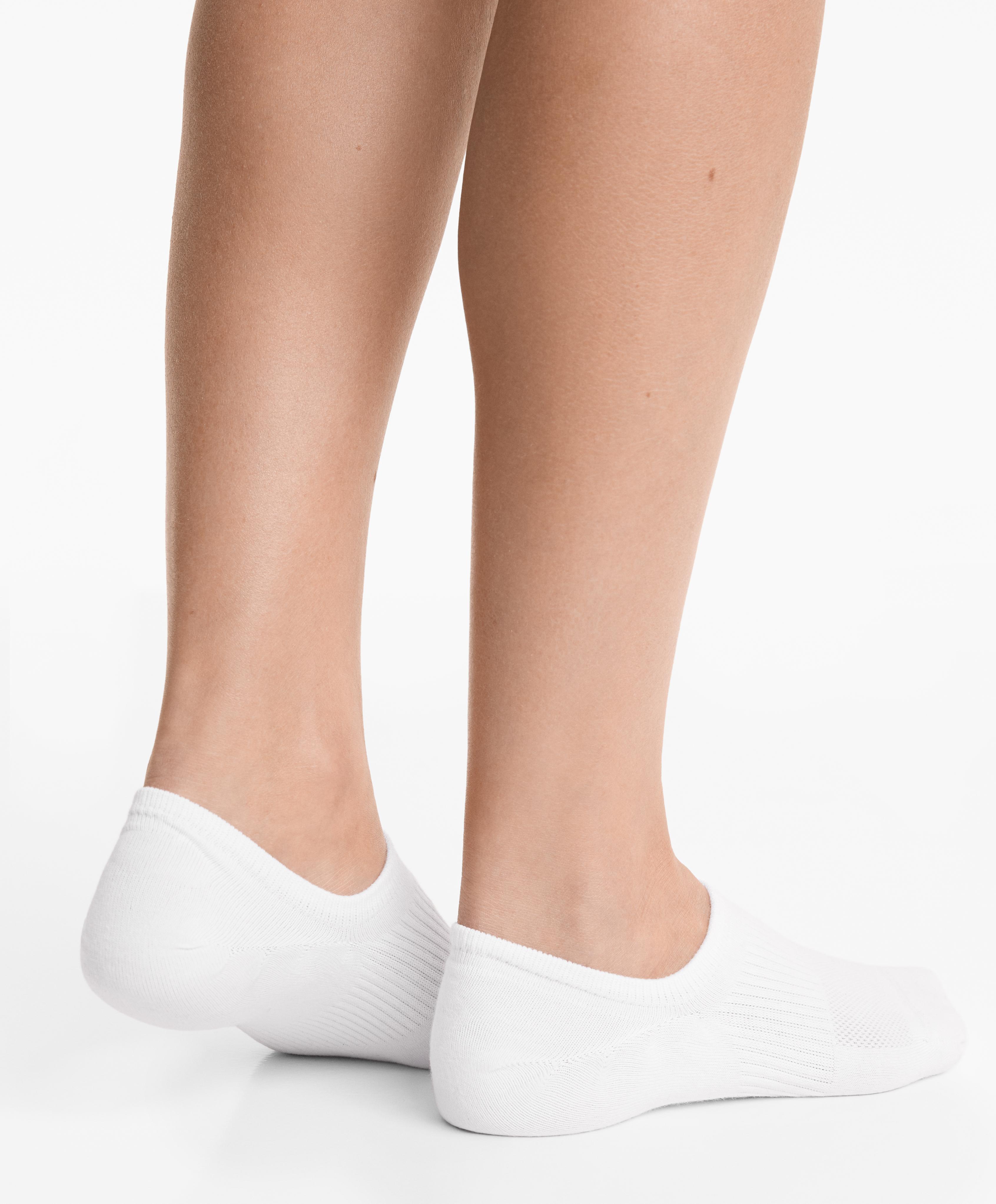3 pairs of high-cut cotton blend invisible sports socks — WHITE