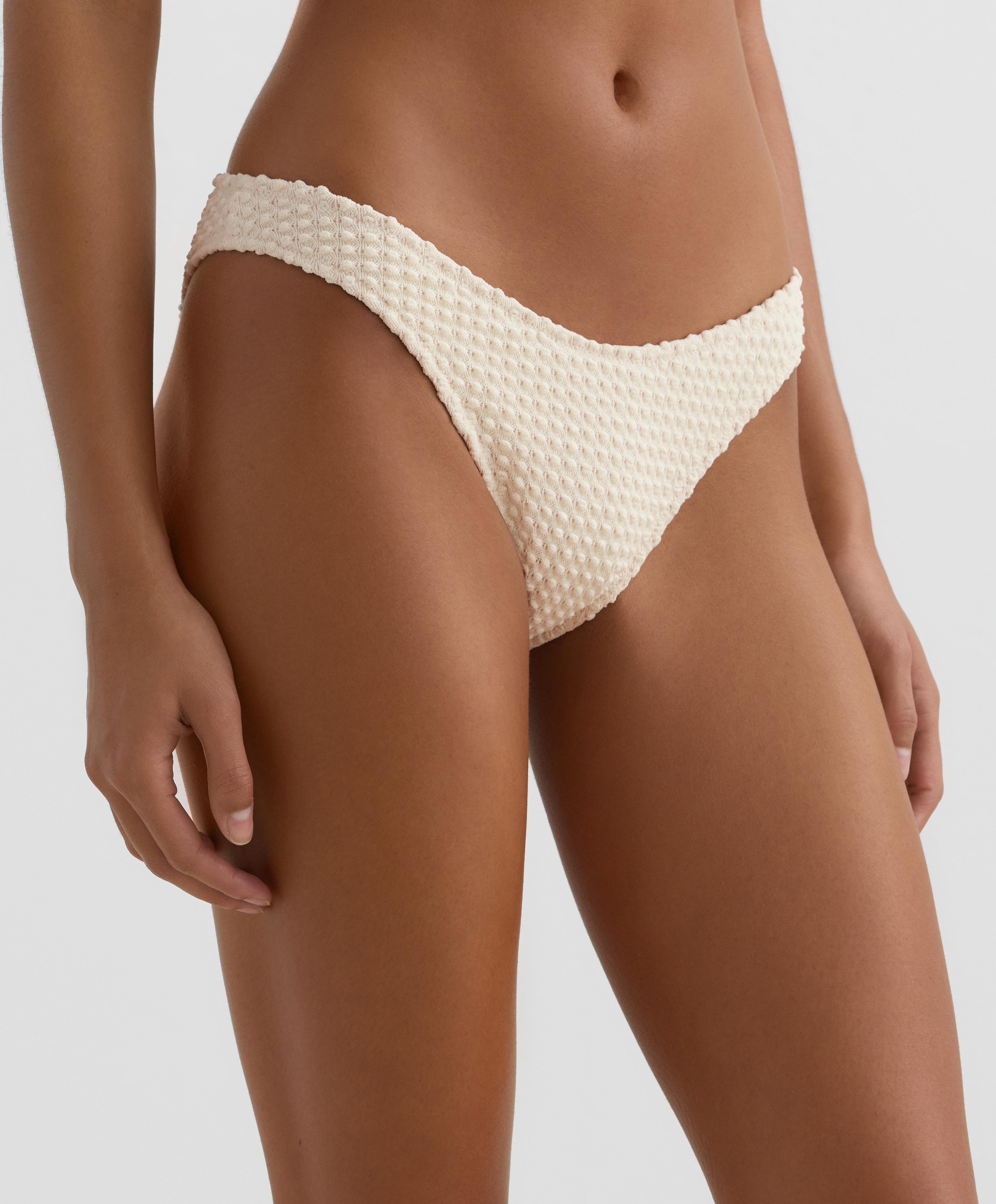 U-cut bubble-texture crochet medium-coverage bikini briefs U-cut bubble-texture crochet medium-coverage bikini briefs