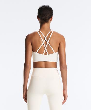 Medium support Comfortlux sports bra with cup — PALE ECRU 1