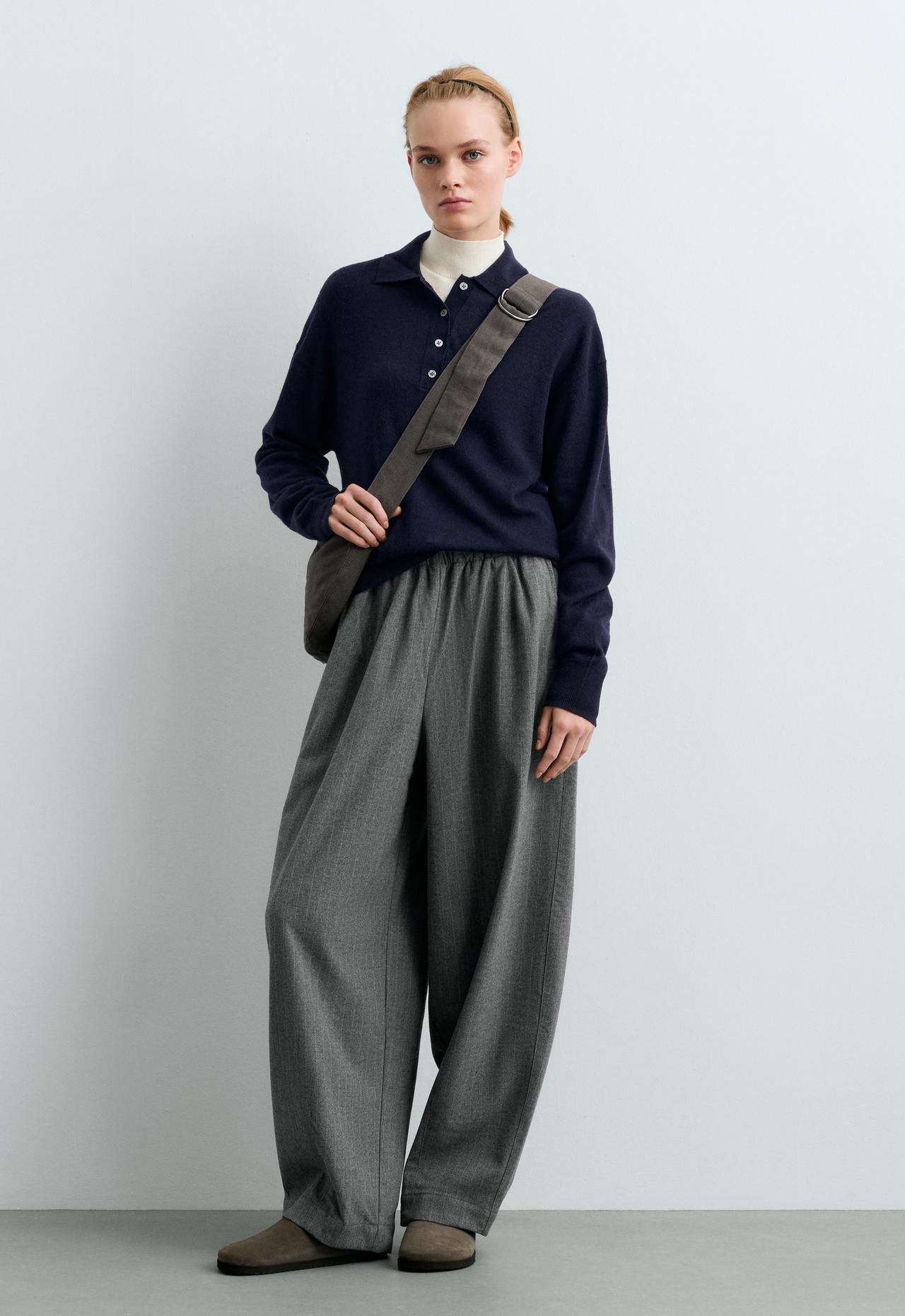 Polo knit 100% wool — INK BLUE