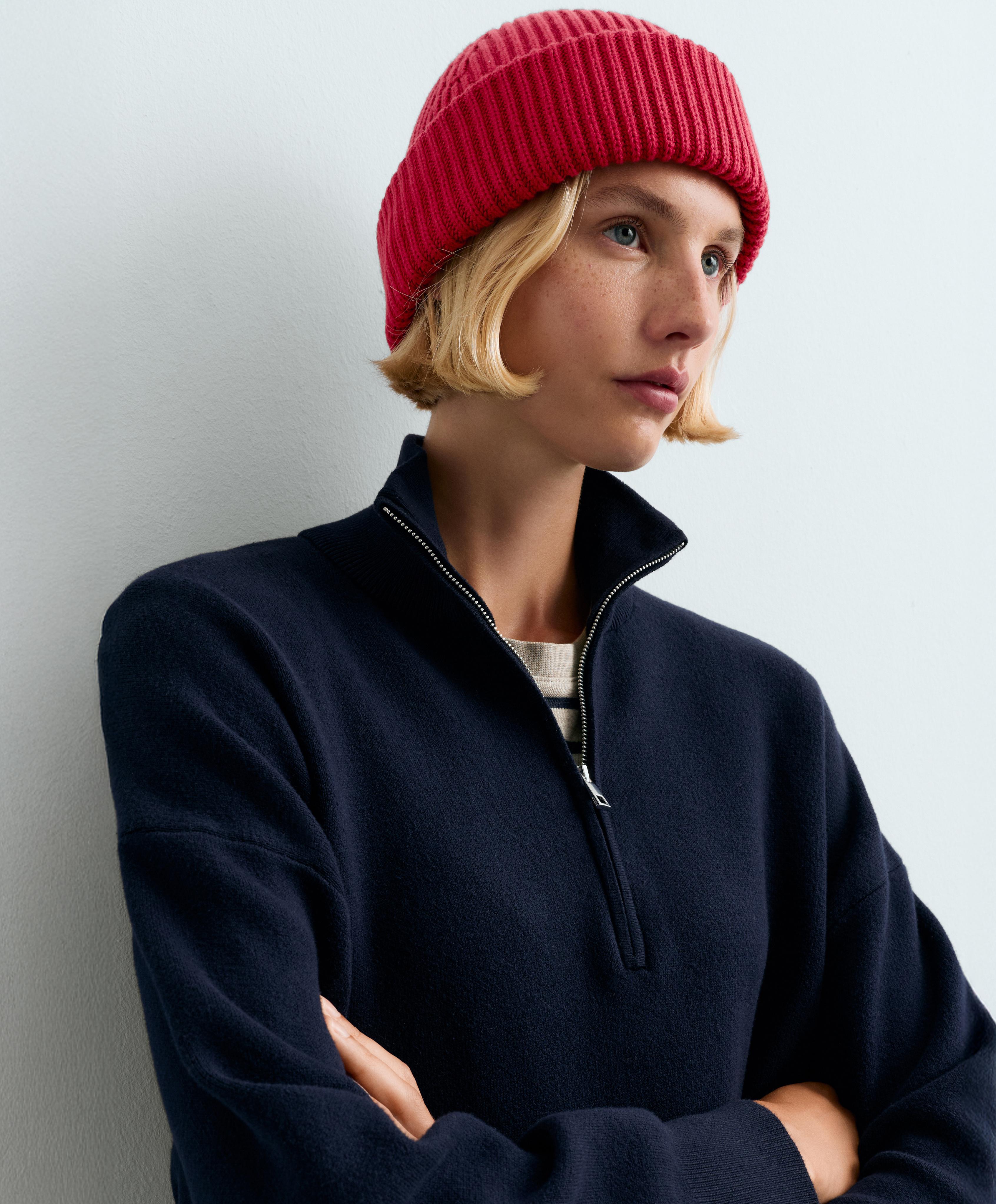 100% cotton ribbed beanie — CORDOVAN RED