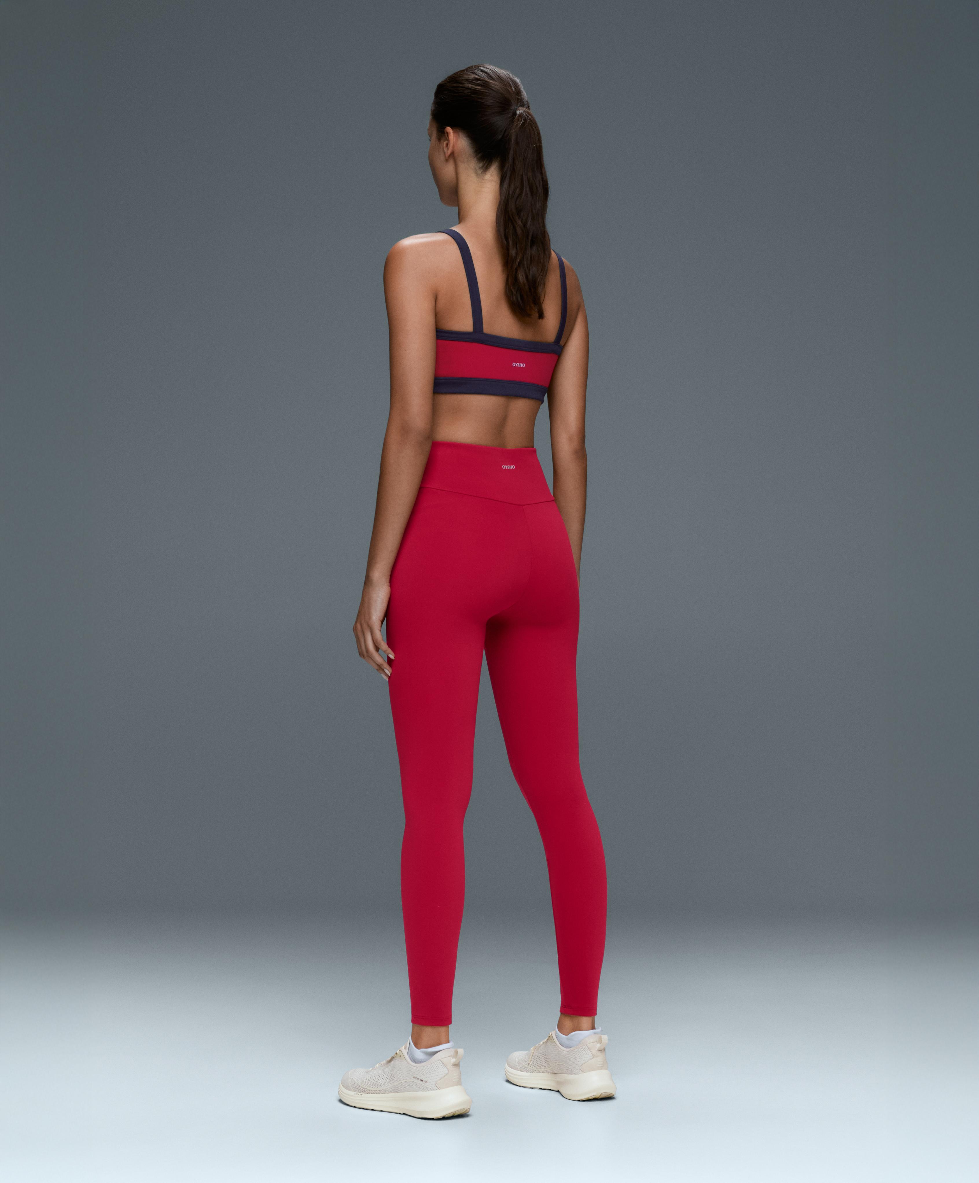 Medium-support contrast stitch Comfortlux sports bra — STRAWBERRY