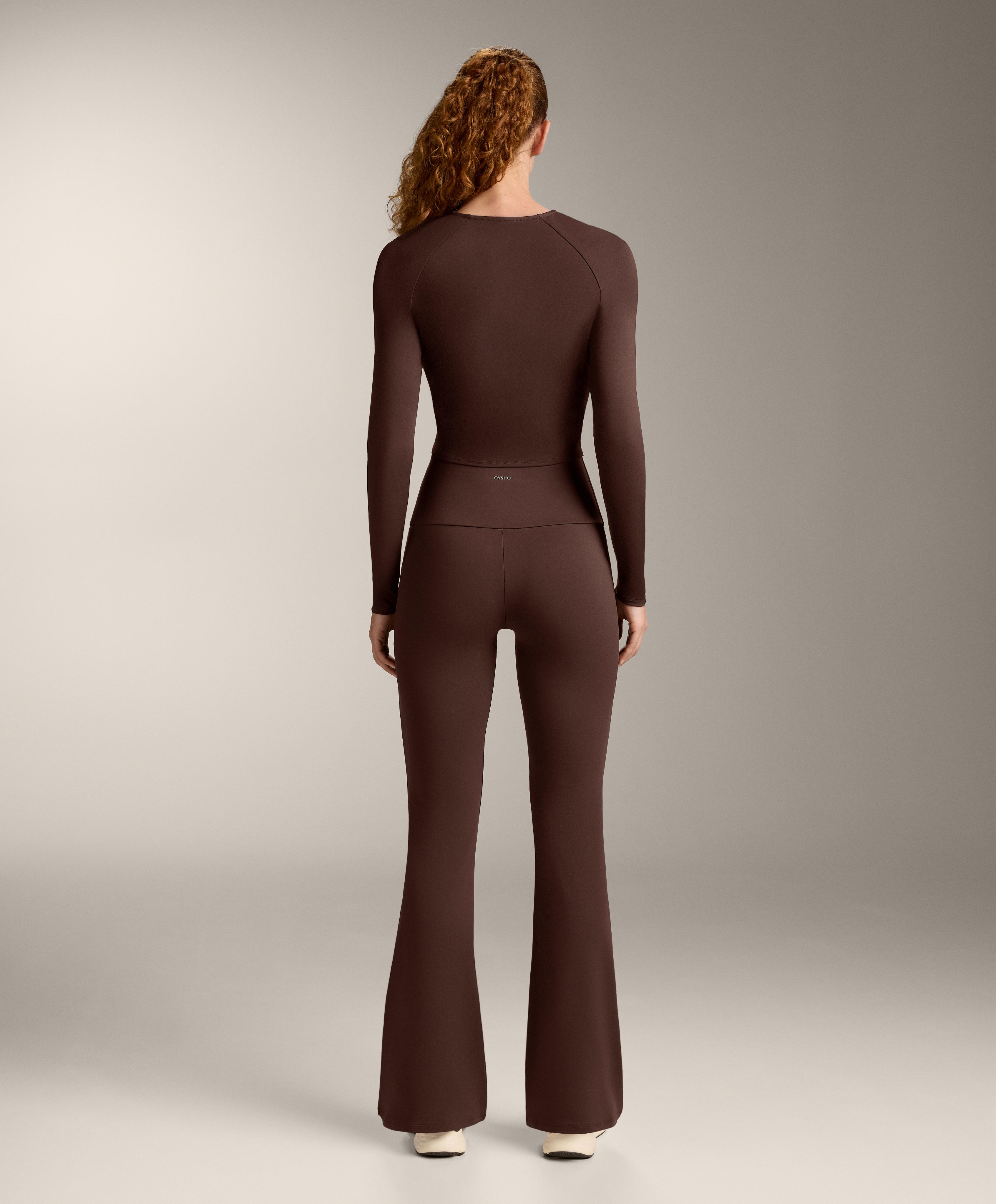 Brown Comfortlux flare total look