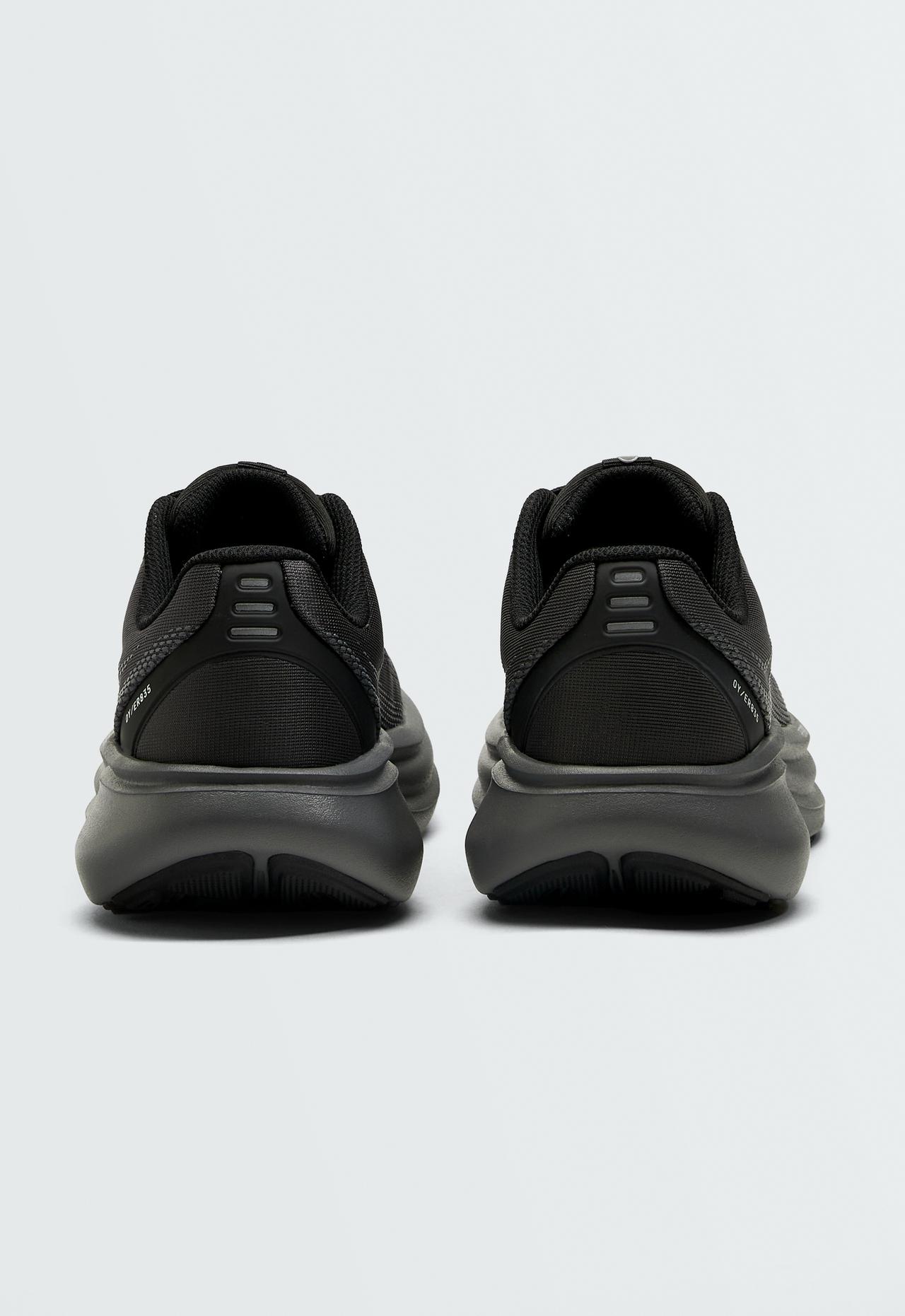 OY/ER 835 Running Trainers — BLACK