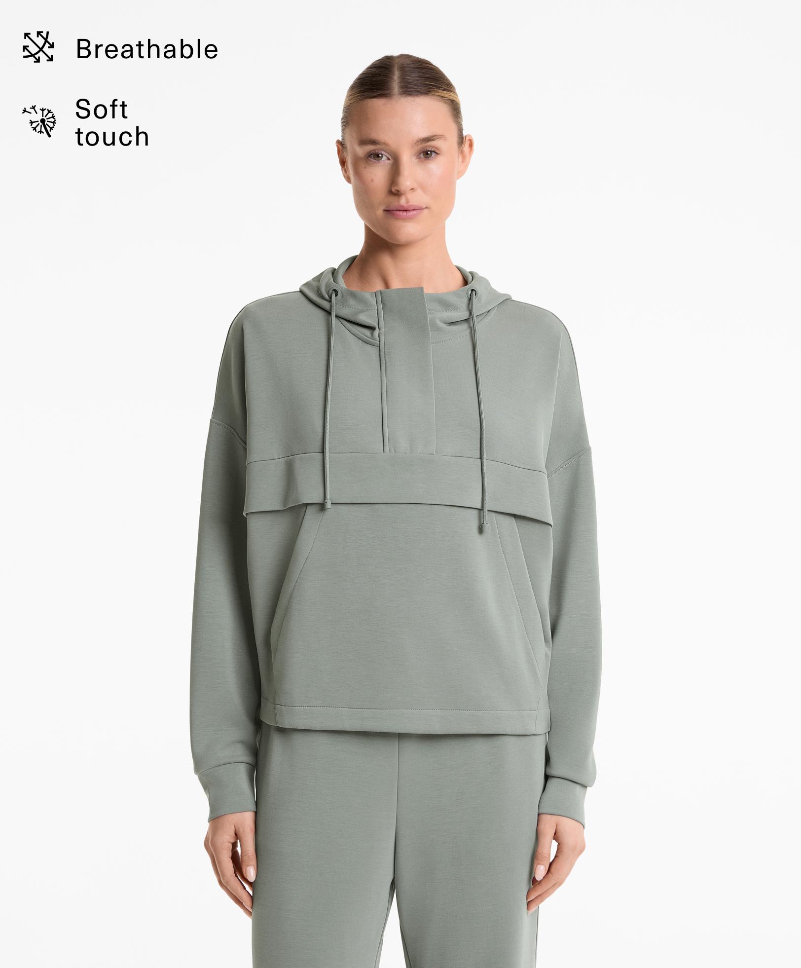 Soft-touch sweatshirt with modal and zip