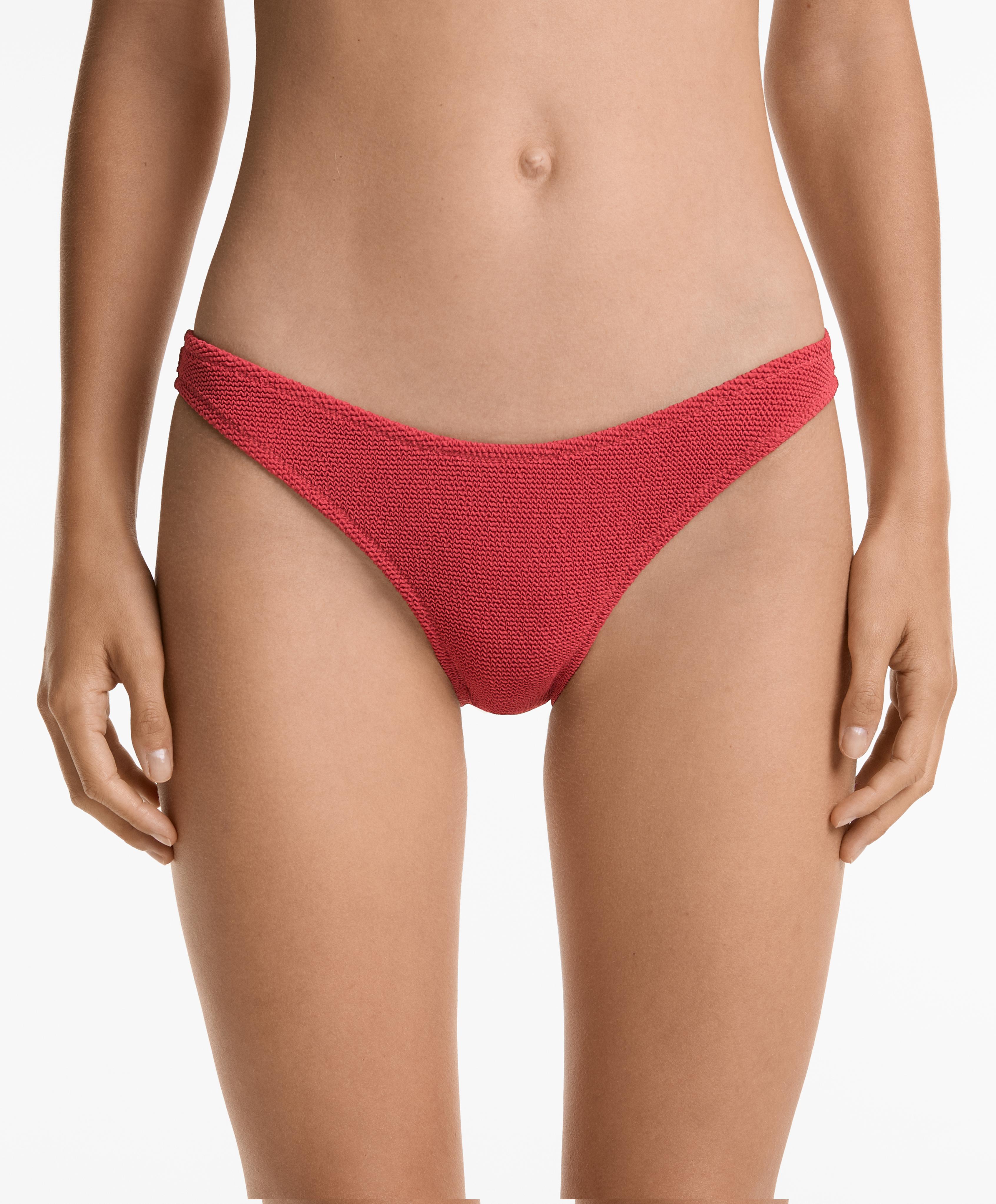 U-Cut Crinkle Mid-Rise Bikini Bottoms U-Cut Crinkle Mid-Rise Bikini Bottoms