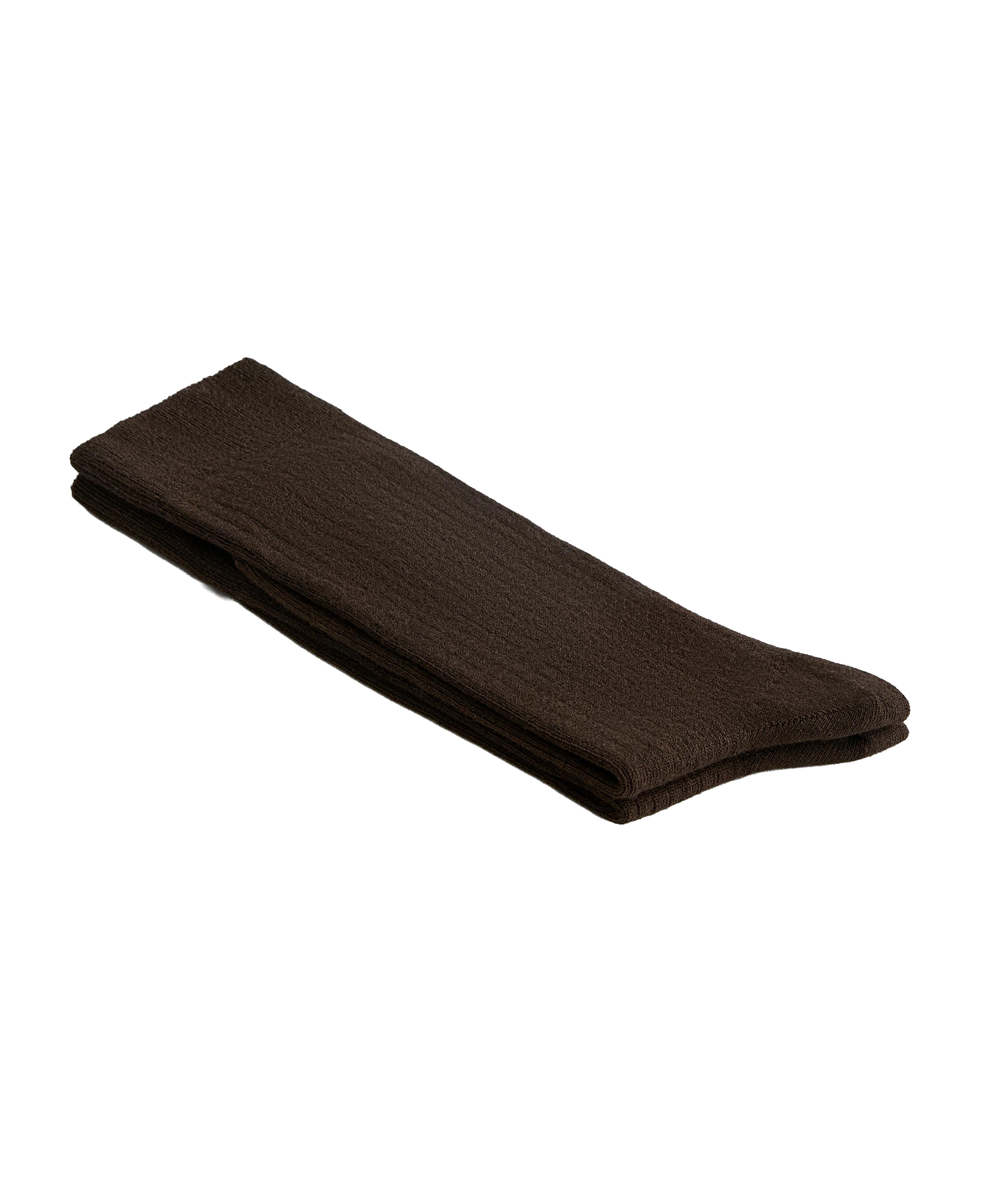 Modal blend classic socks with 13% cashmere — CHOCOLATE
